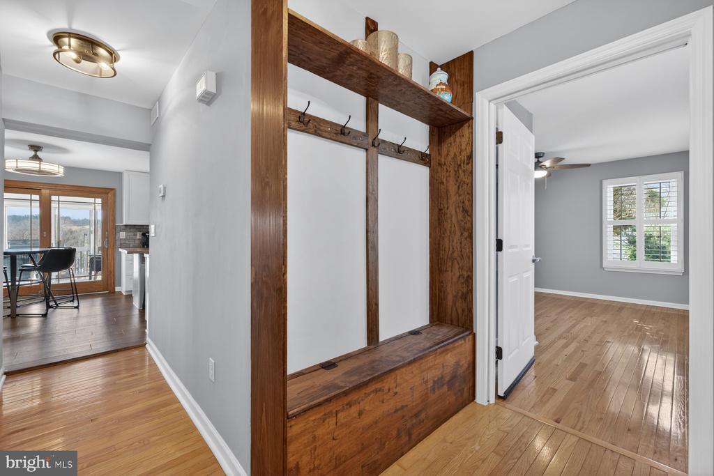 Adamstown, Maryland, 21710, United States, 3 Bedrooms Bedrooms, ,4 BathroomsBathrooms,Residential,For Sale,2012547