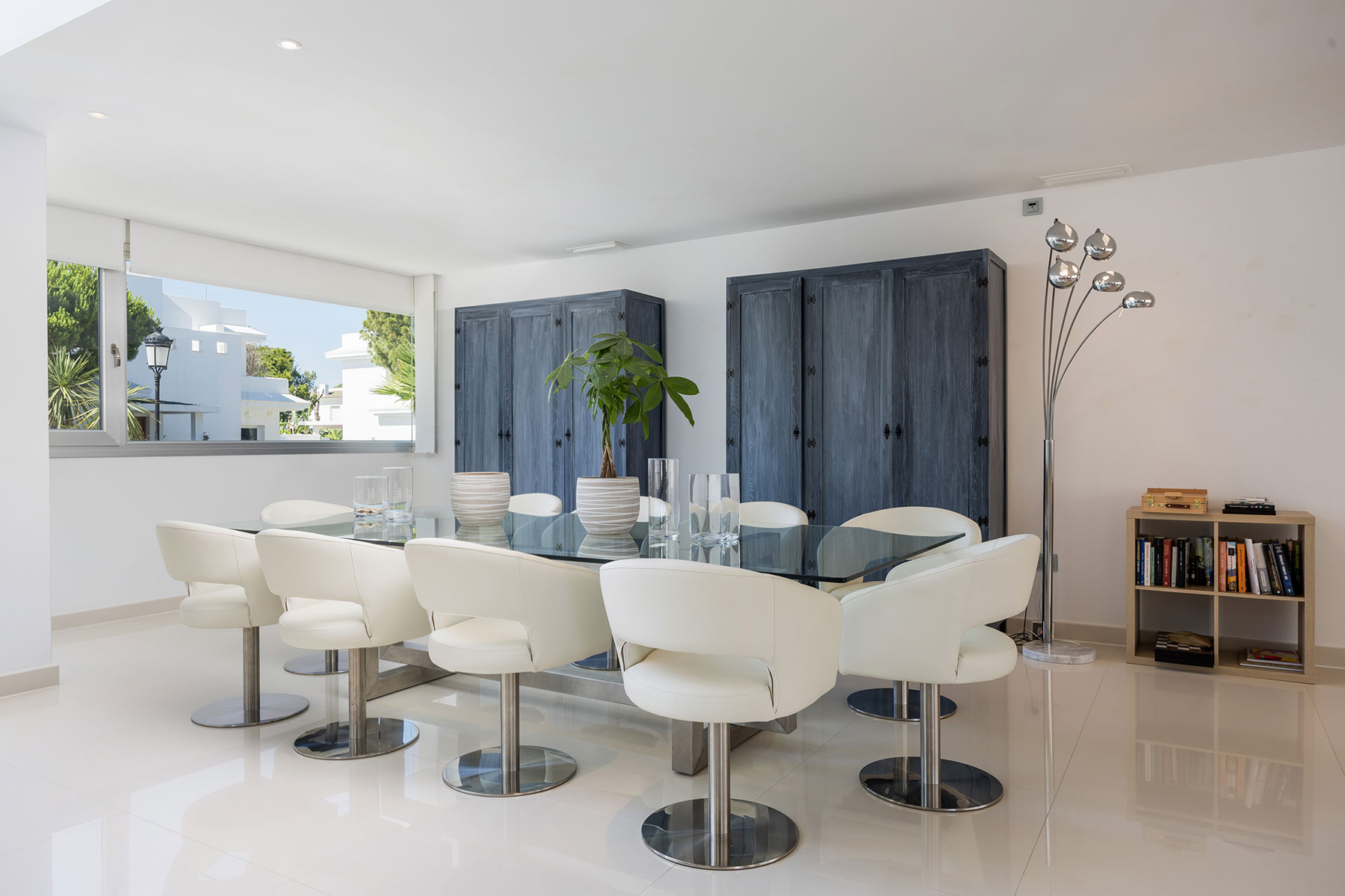  Contemporary villa in Novo Sancti Petri with garden and pool - 物件實景