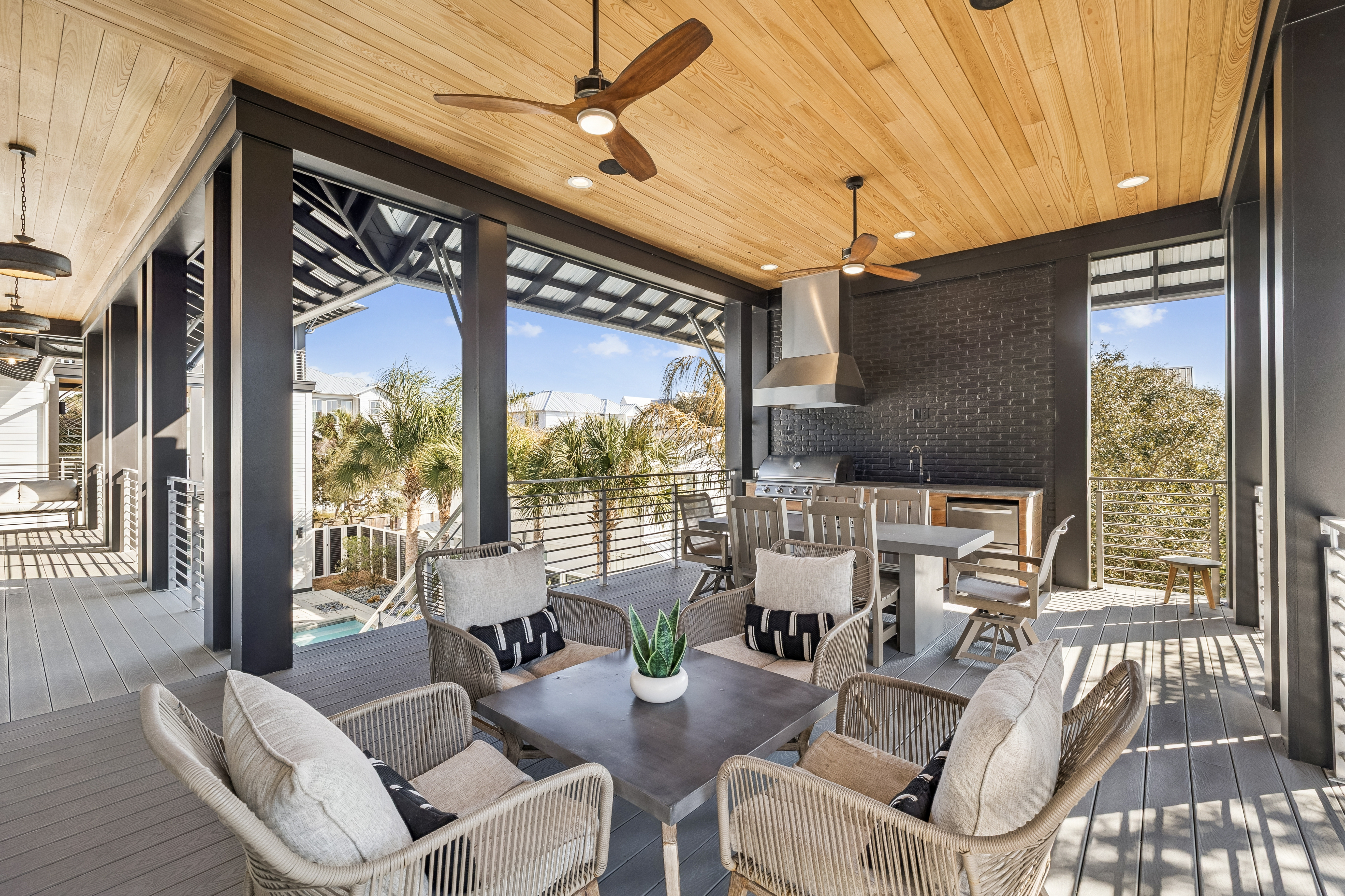  Magazine-Featured Seaside Sanctuary With Gulf And Lake Views - 物件實景