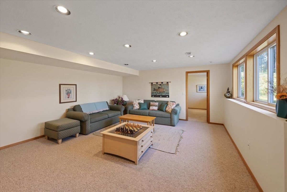 Veradale, Washington, 99037, United States, 4 Bedrooms Bedrooms, ,4 BathroomsBathrooms,Residential,For Sale,1840066