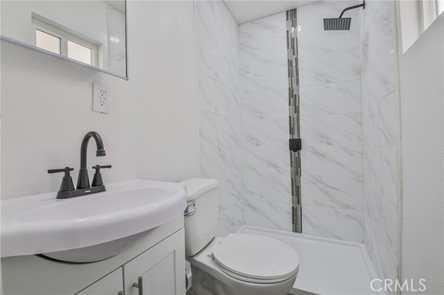 Los Angeles, California, 90002, United States, 3 Bedrooms Bedrooms, ,1 BathroomBathrooms,Residential,For Sale,1937405