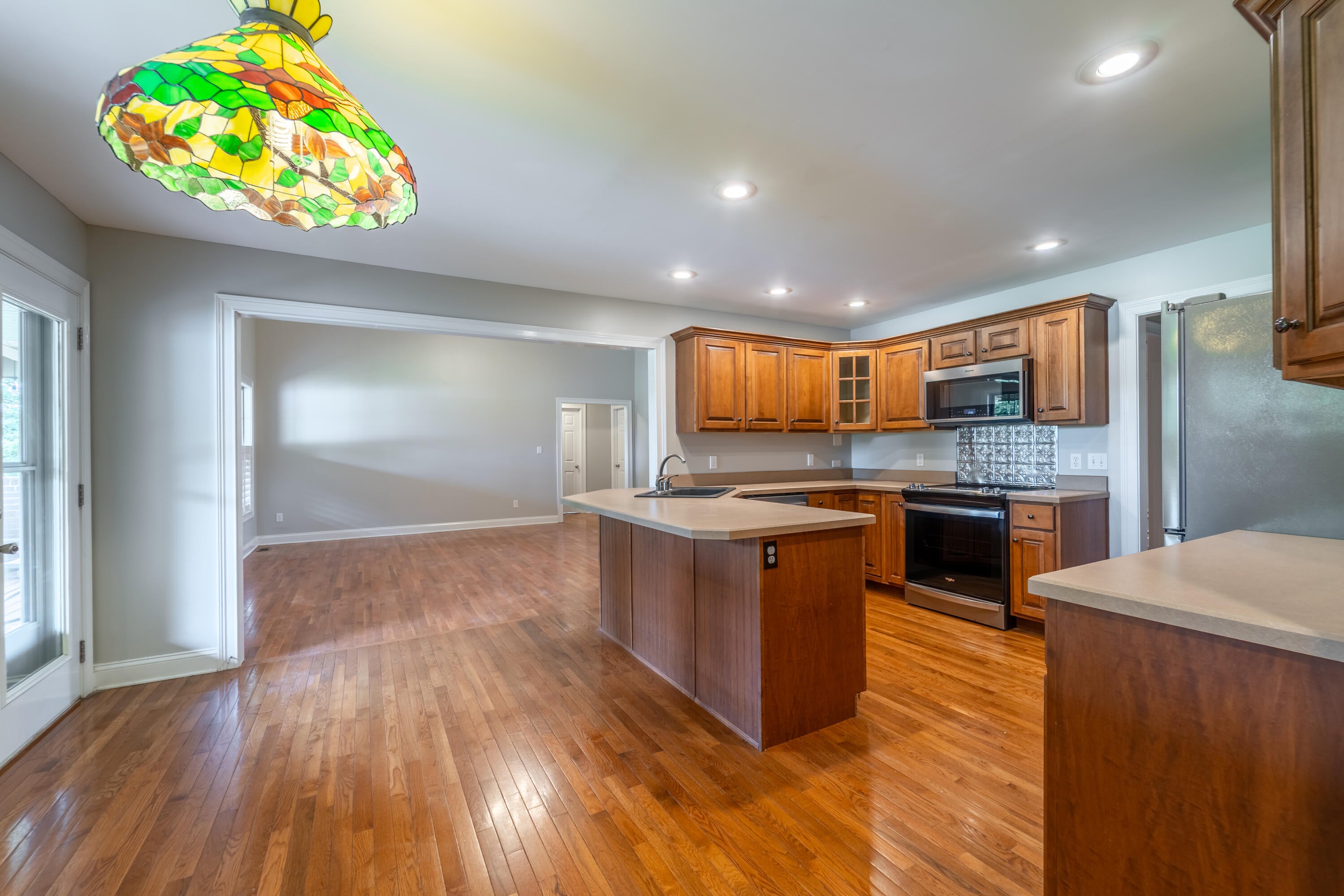 Richmond, Kentucky, 40475, United States, 3 Bedrooms Bedrooms, ,2 BathroomsBathrooms,Residential,For Sale,2047972