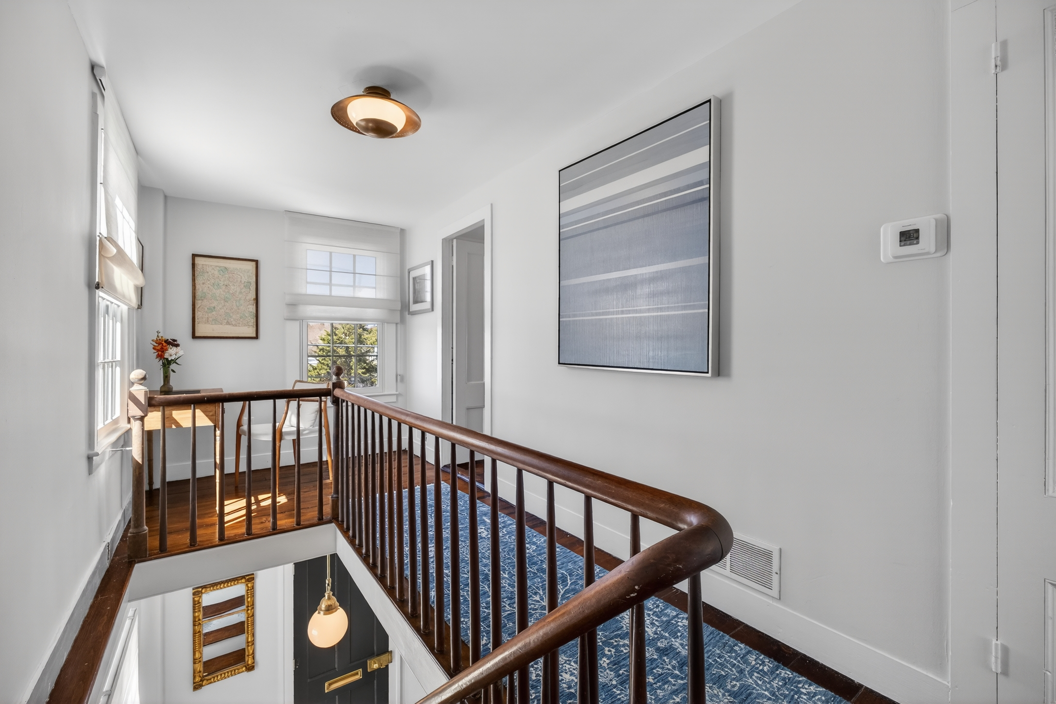  Classic Period Charm with Modern Amenities in the Village - 物件實景