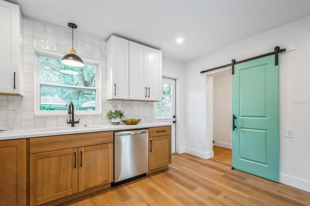 Dunedin, Florida, 34698, United States, 2 Bedrooms Bedrooms, ,2 BathroomsBathrooms,Residential,For Sale,1940544