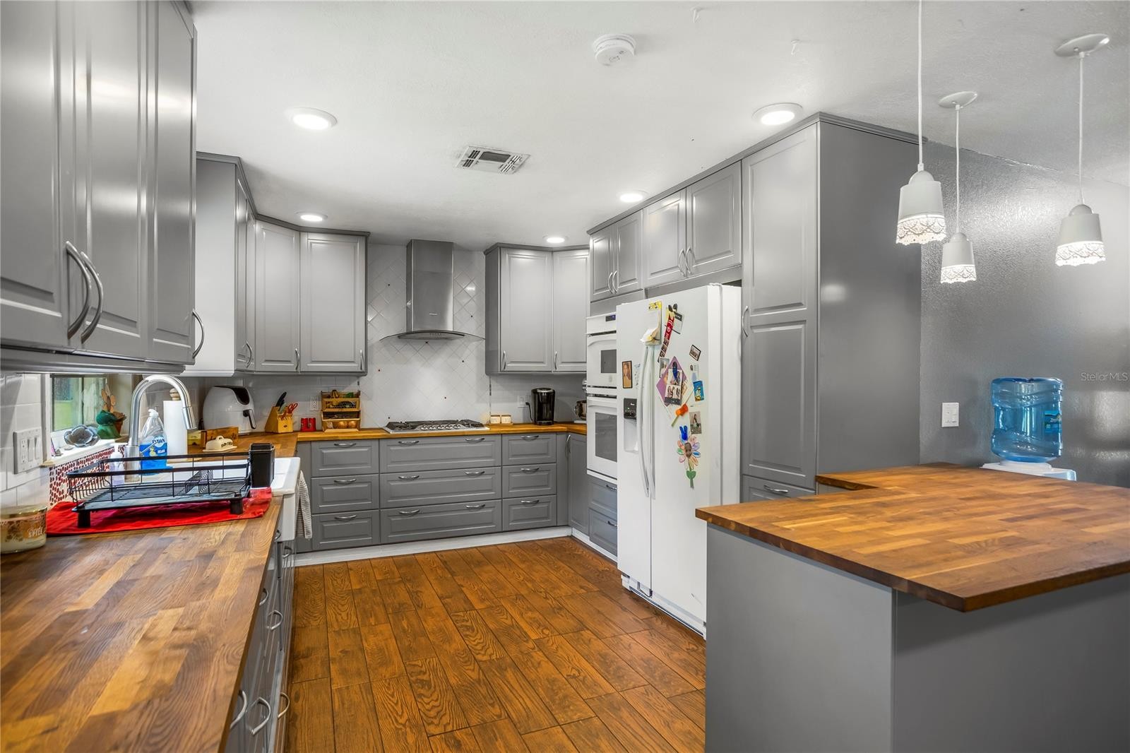 MIMS, Florida, 32754, United States, 3 Bedrooms Bedrooms, ,2 BathroomsBathrooms,Residential,For Sale,1878459
