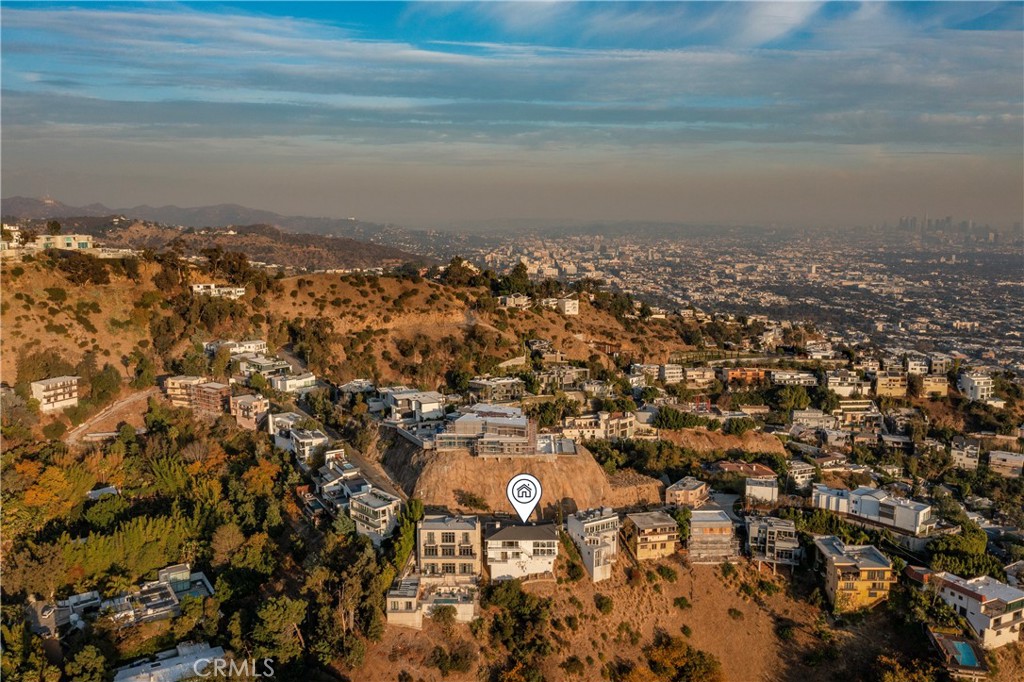 Los Angeles, California, 90069, United States, 3 Bedrooms Bedrooms, ,1 BathroomBathrooms,Residential,For Sale,1897836
