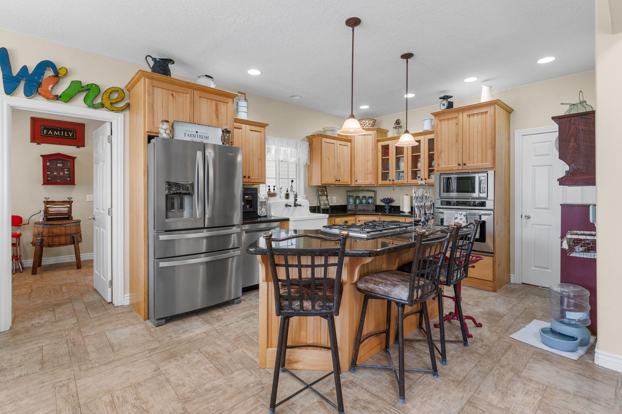 New Harmony, Utah, 84757, United States, 4 Bedrooms Bedrooms, ,4 BathroomsBathrooms,Residential,For Sale,1763524