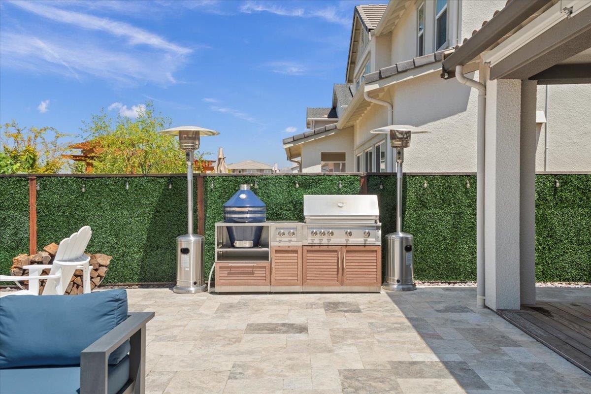 Gilroy, California, 95020, United States, 4 Bedrooms Bedrooms, ,3 BathroomsBathrooms,Residential,For Sale,1907628