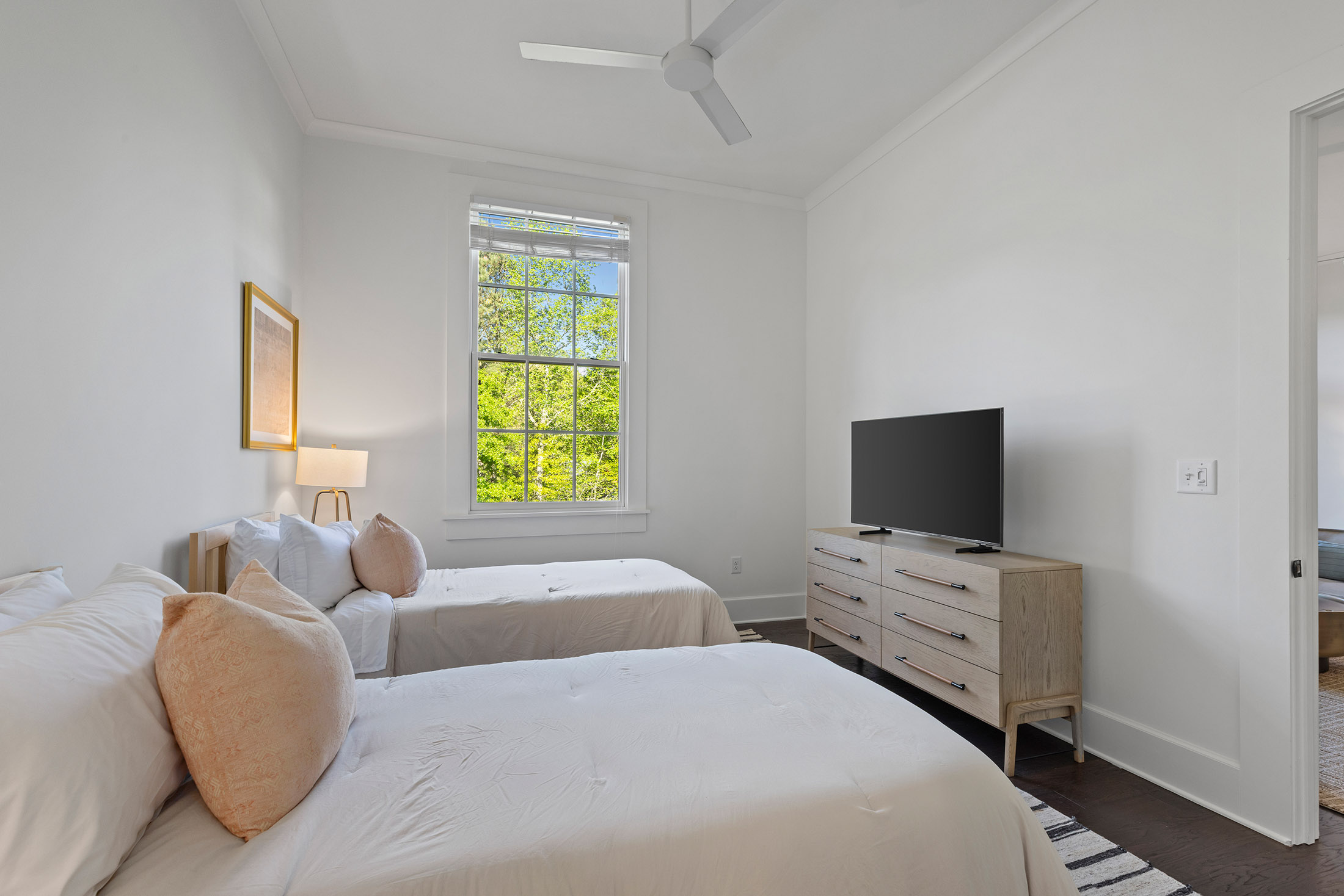  Top Floor, Corner Condo Overlooking Serenbe Stables - 物件實景