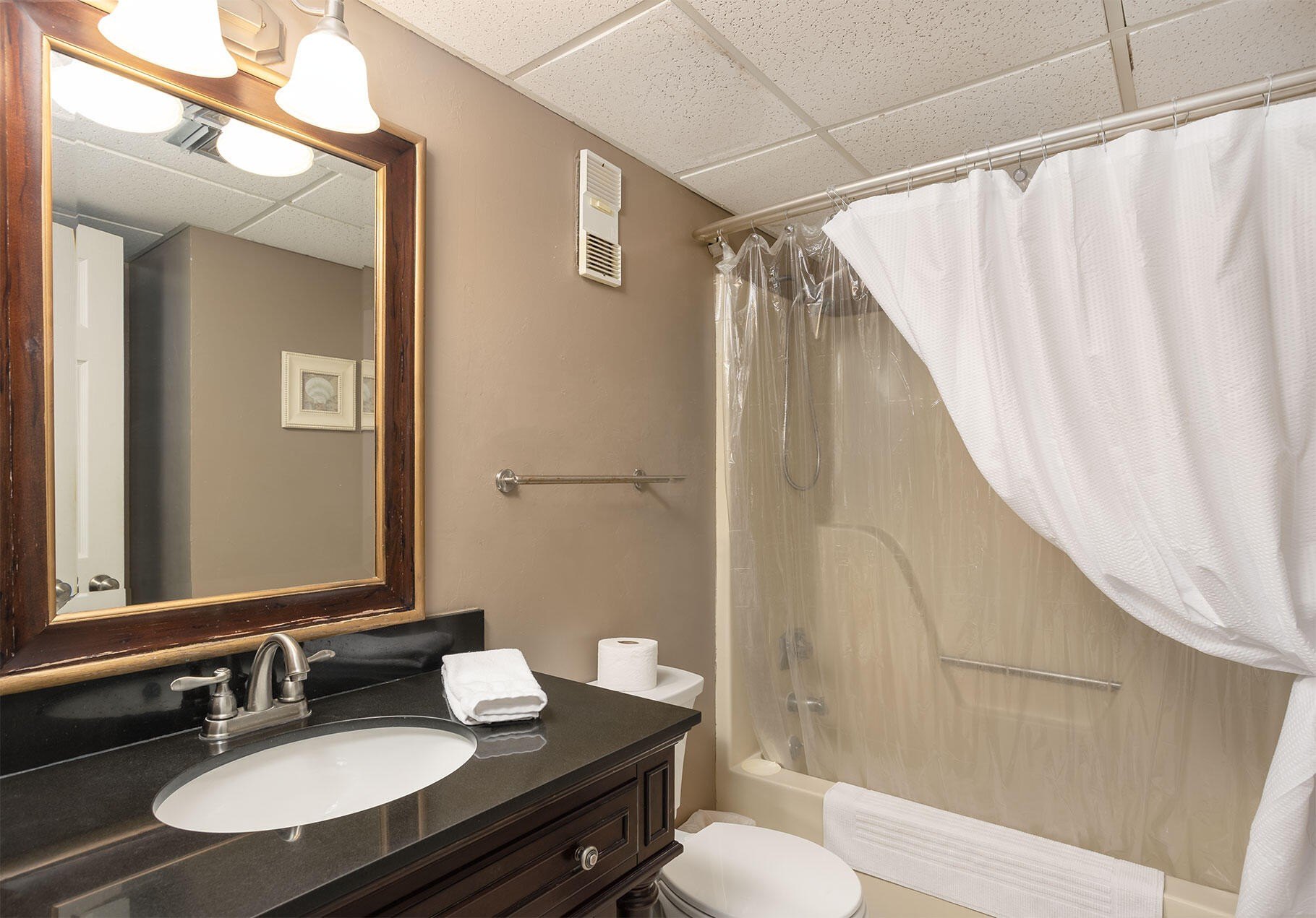 Panama City Beach, Florida, 32407, United States, 2 Bedrooms Bedrooms, ,2 BathroomsBathrooms,Residential,For Sale,2005830