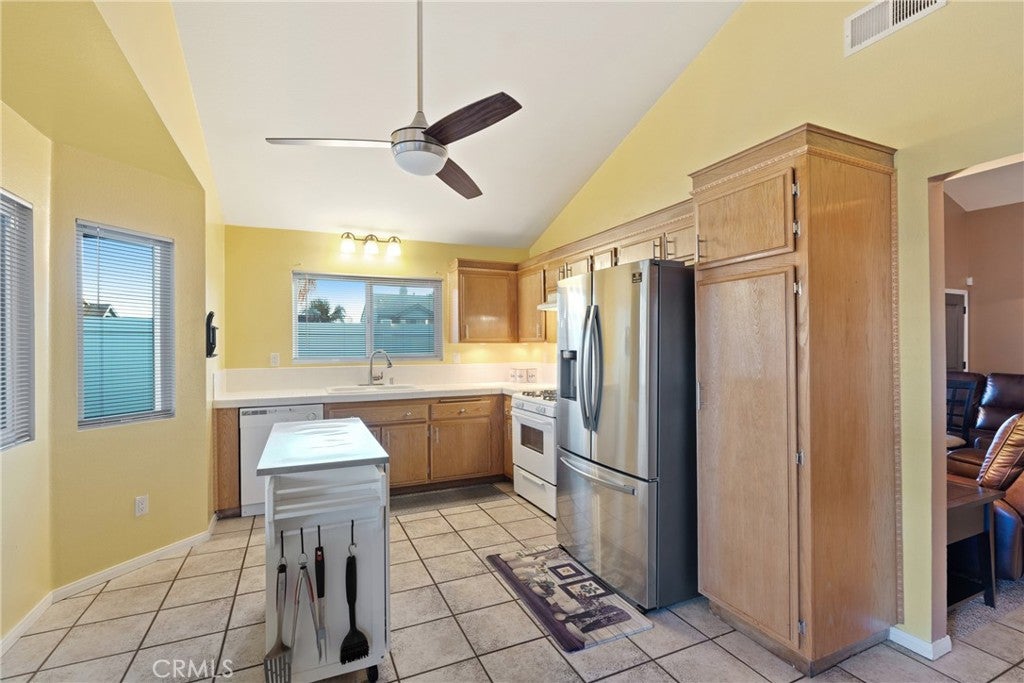 Moreno Valley, California, 92557, United States, 3 Bedrooms Bedrooms, ,2 BathroomsBathrooms,Residential,For Sale,1974042