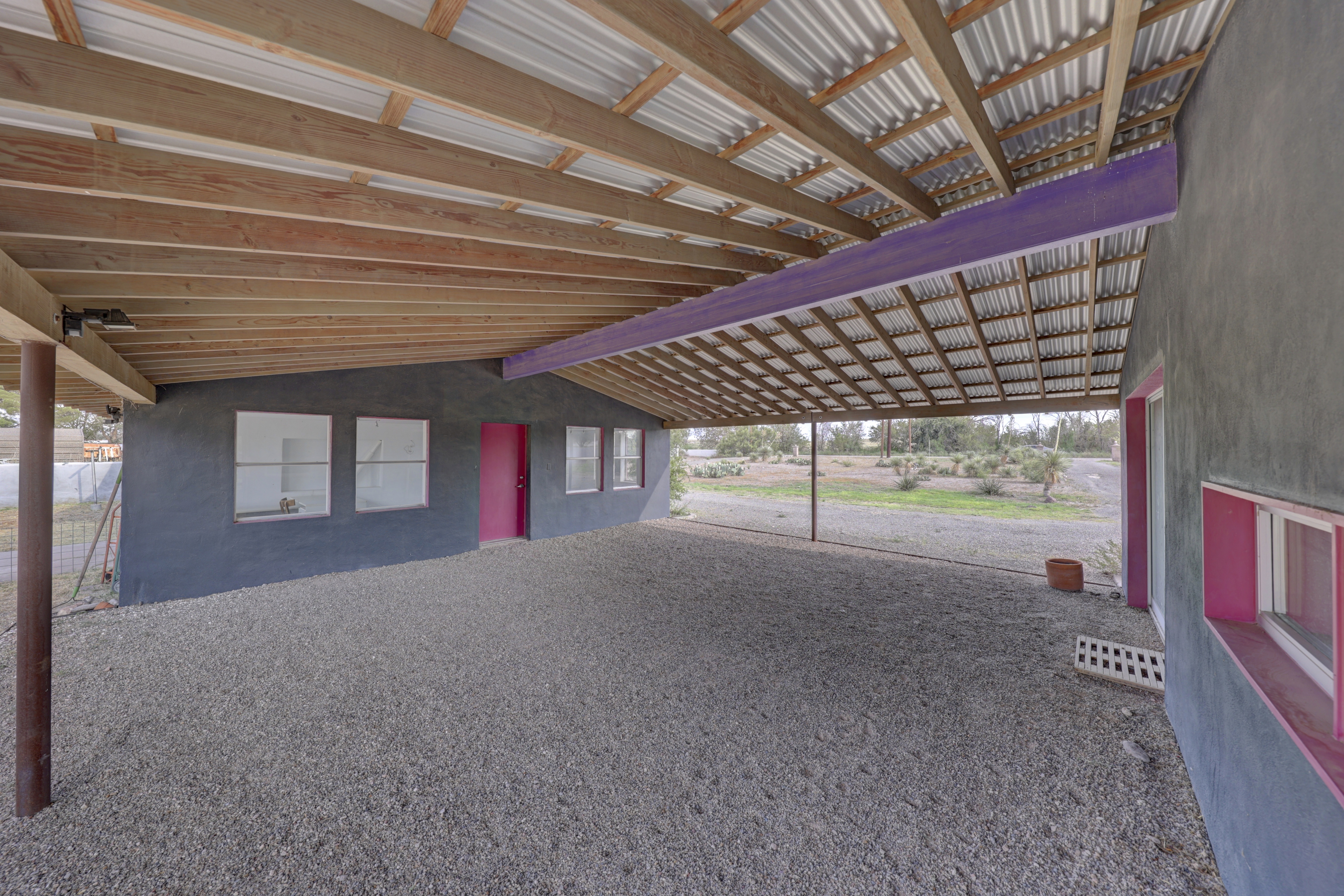  1011 West Washington Street, Marfa, TX 79843 - 物件實景