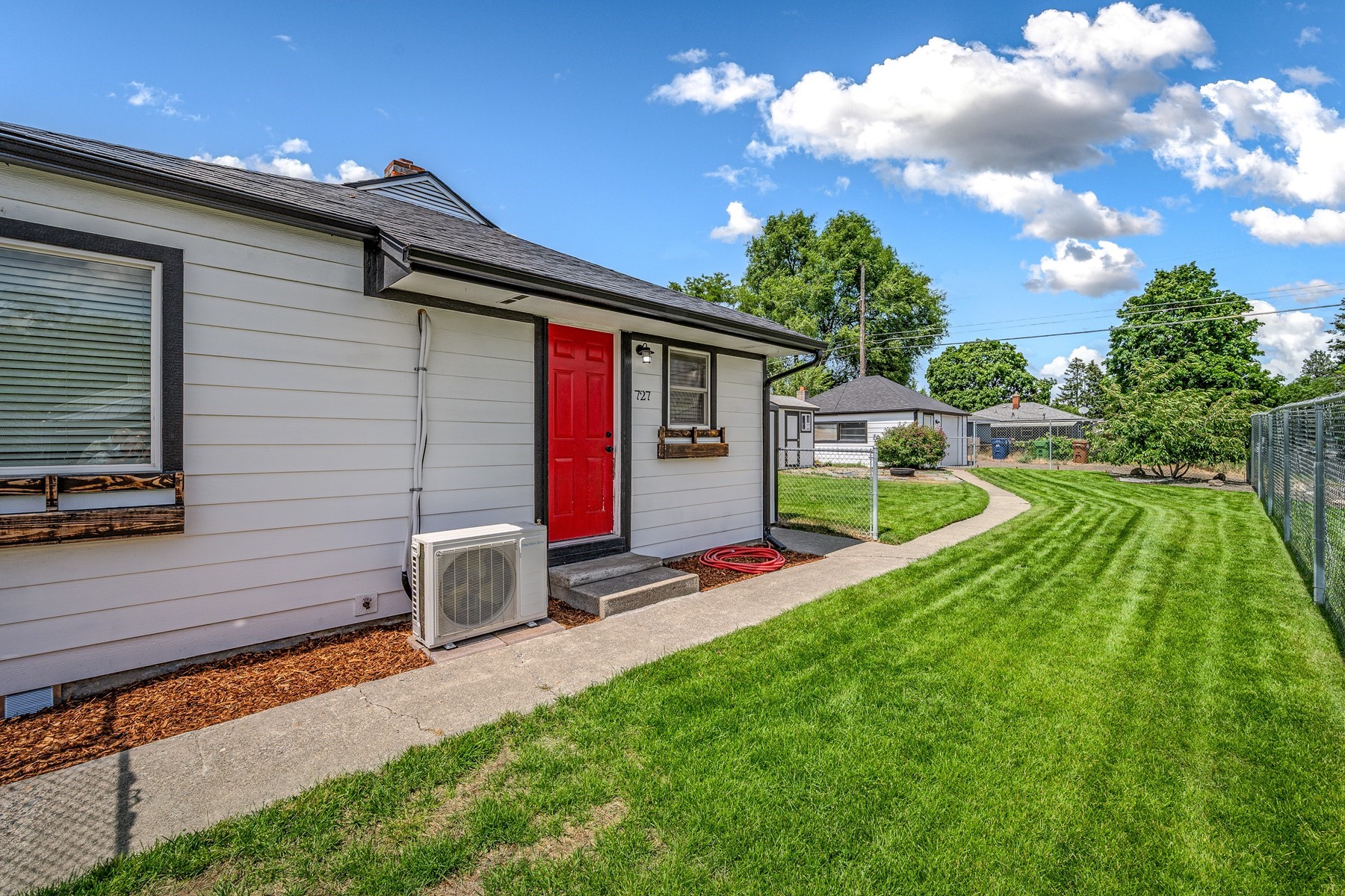  Adorable Cottage in North Spokane - 物件實景