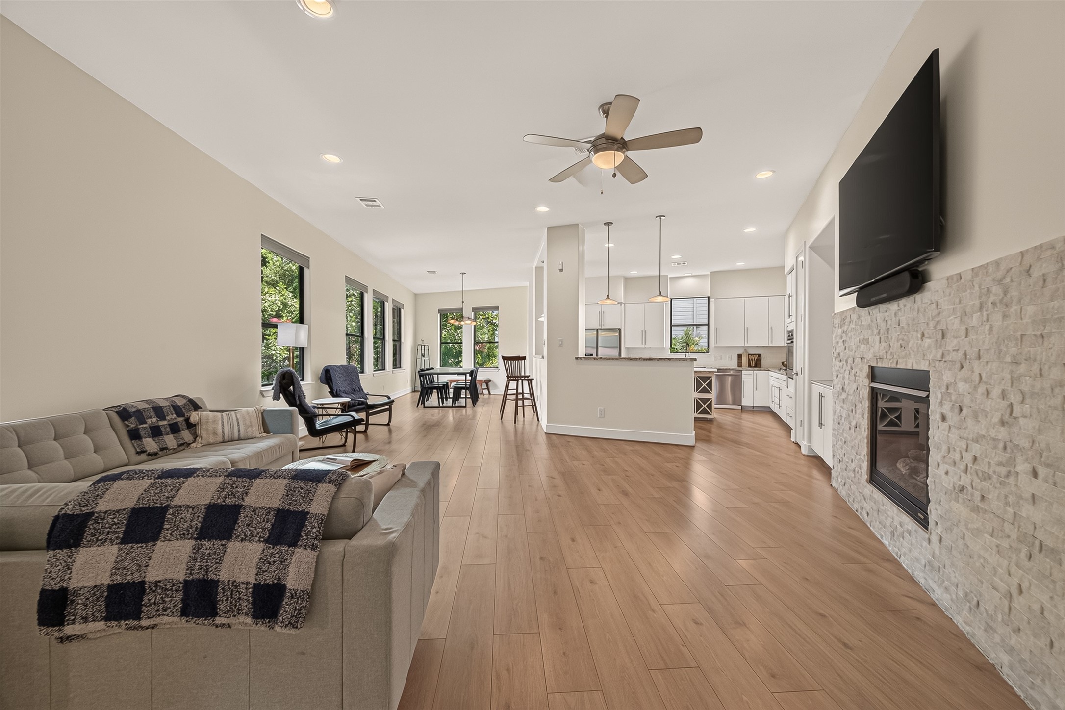  1767 Michigan Street - 物件實景