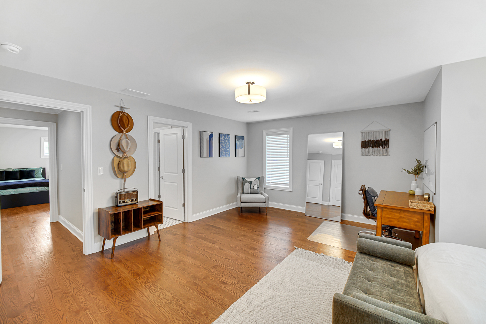 Downers Grove, Illinois, 60516, United States, 4 Bedrooms Bedrooms, ,5 BathroomsBathrooms,Residential,For Sale,1905764