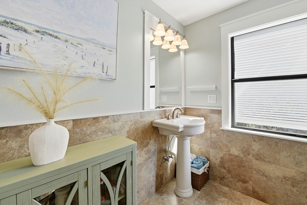 St. George Island, Florida, 32328, United States, 4 Bedrooms Bedrooms, ,2 BathroomsBathrooms,Residential,For Sale,2005204