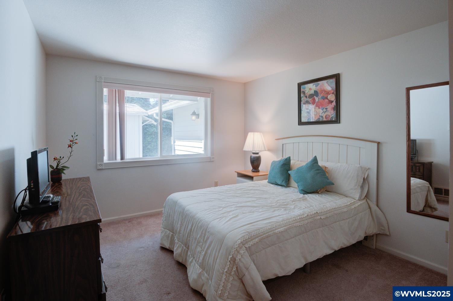 Florence, Oregon, 97439, United States, 3 Bedrooms Bedrooms, ,3 BathroomsBathrooms,Residential,For Sale,1942311