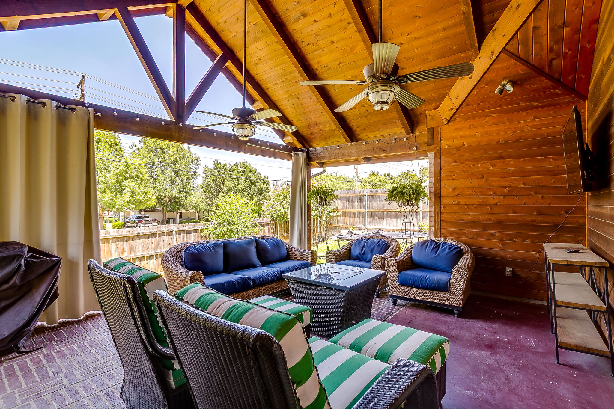  7732 Bridlewood Court, North Richland Hills, TX, 76182 - 物件實景