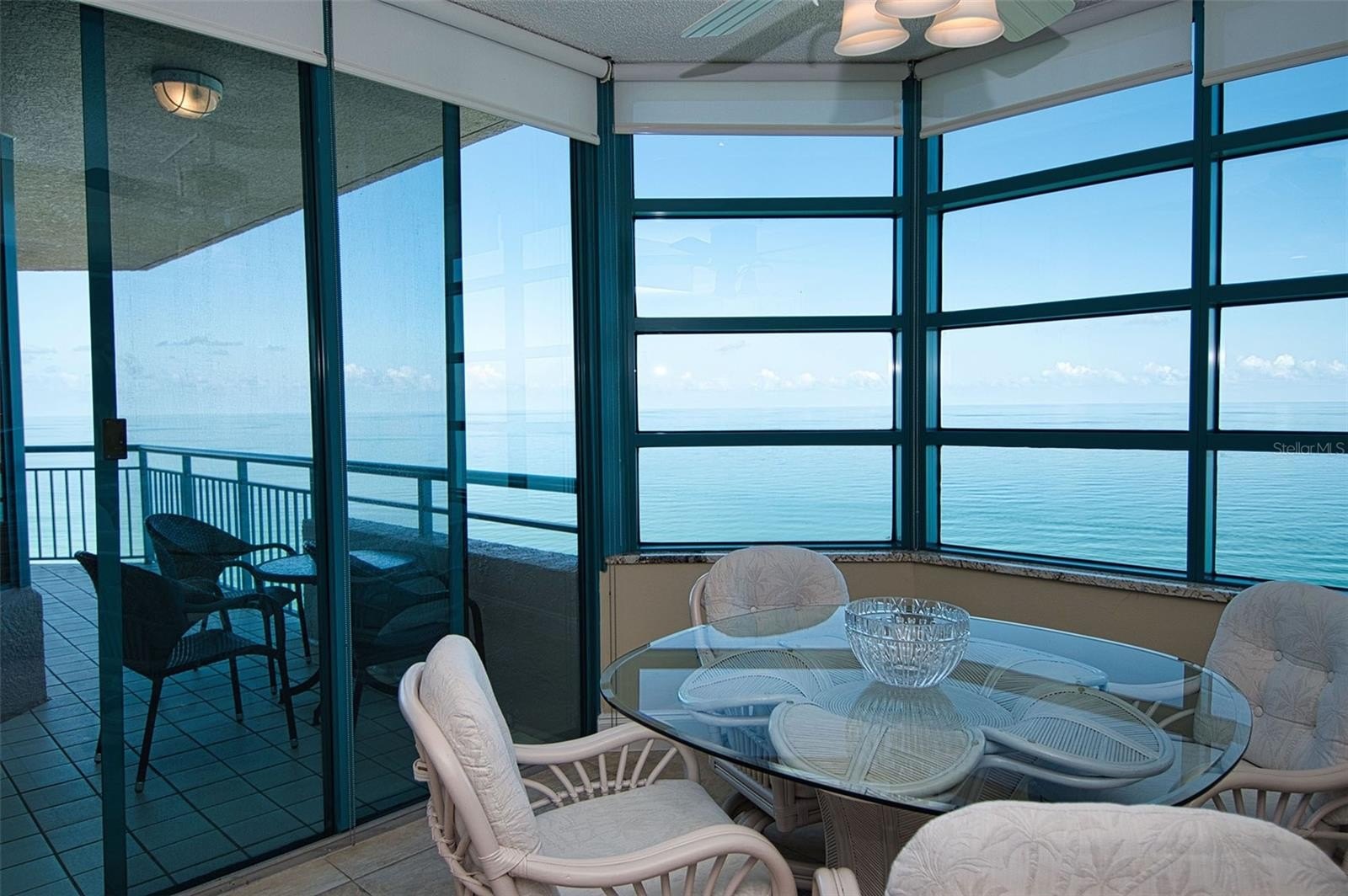 CLEARWATER BEACH, Florida, 33767, United States, 3 Bedrooms Bedrooms, ,3 BathroomsBathrooms,Residential,For Sale,1976506