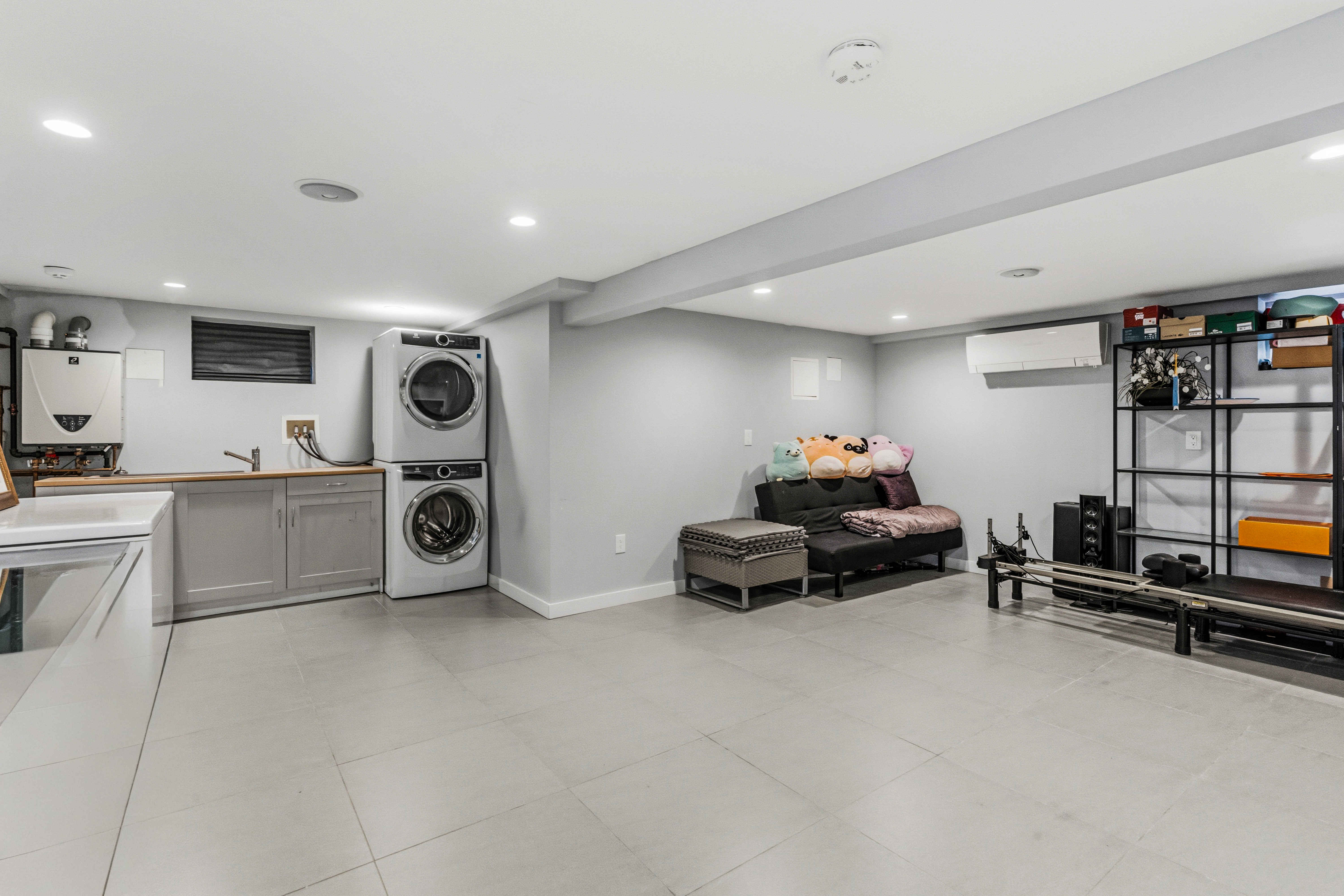  31 Sutton Hill Lane, Manhasset Hills, NY, 11040 - 物件實景