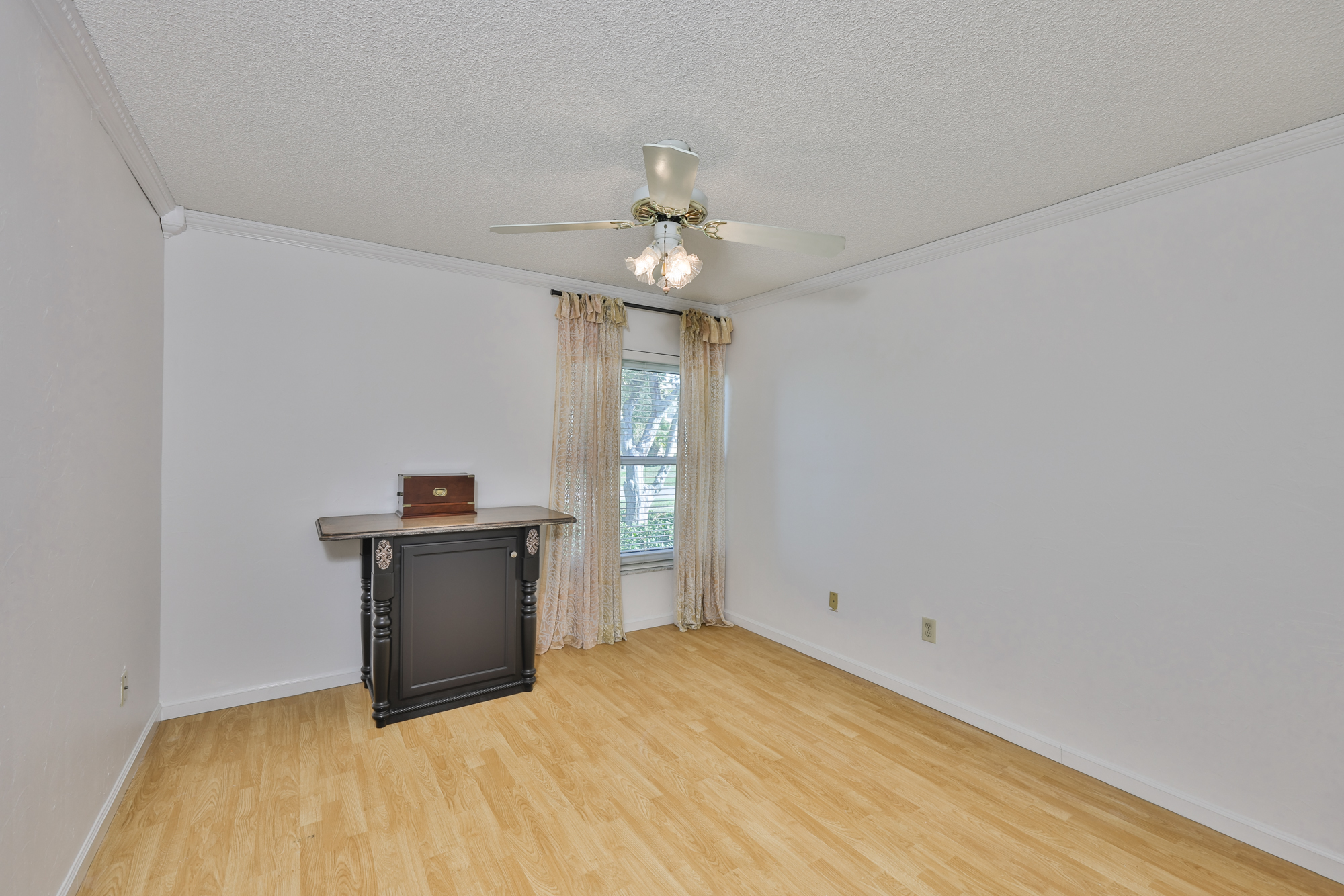 Tampa, Florida, 33635, United States, 4 Bedrooms Bedrooms, ,2 BathroomsBathrooms,Residential,For Sale,1996495