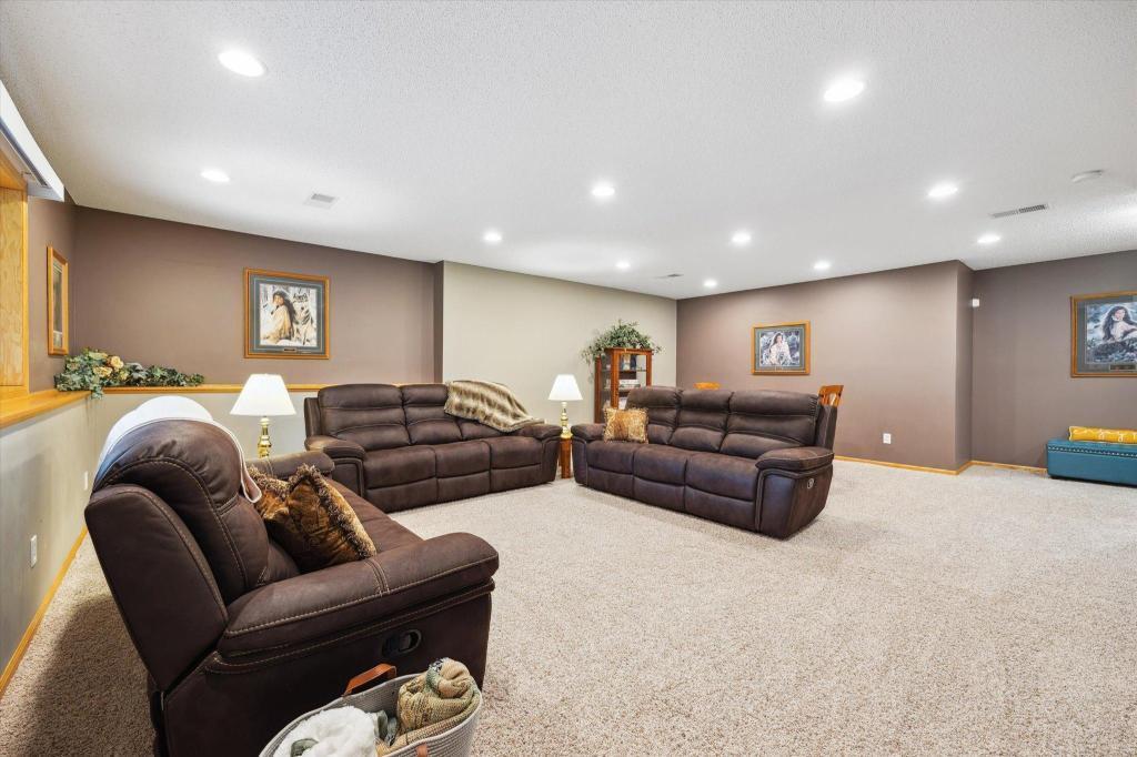Oak Grove, Minnesota, 55011, United States, 5 Bedrooms Bedrooms, ,2 BathroomsBathrooms,Residential,For Sale,1917753