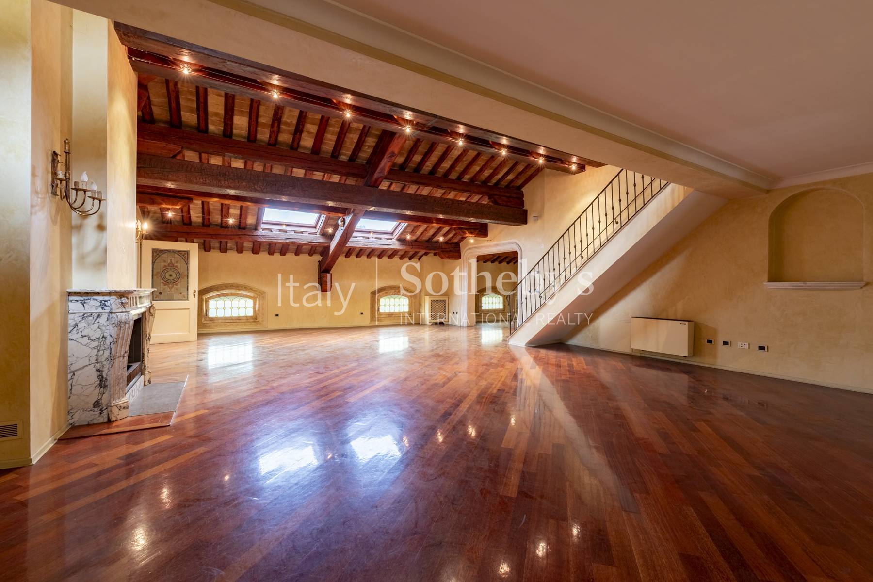  Exclusive penthouse in the historic center of Padua - 物件實景