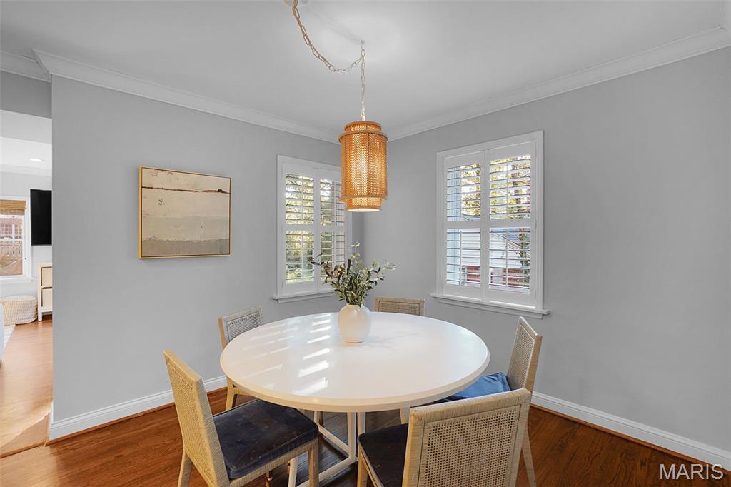 Warson Woods, Missouri, 63122, United States, 4 Bedrooms Bedrooms, ,3 BathroomsBathrooms,Residential,For Sale,1987966