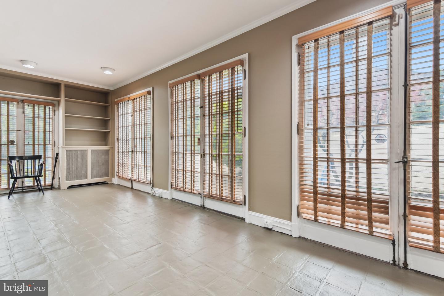 Baltimore, Maryland, 21218, United States, 5 Bedrooms Bedrooms, ,5 BathroomsBathrooms,Residential,For Sale,1770733