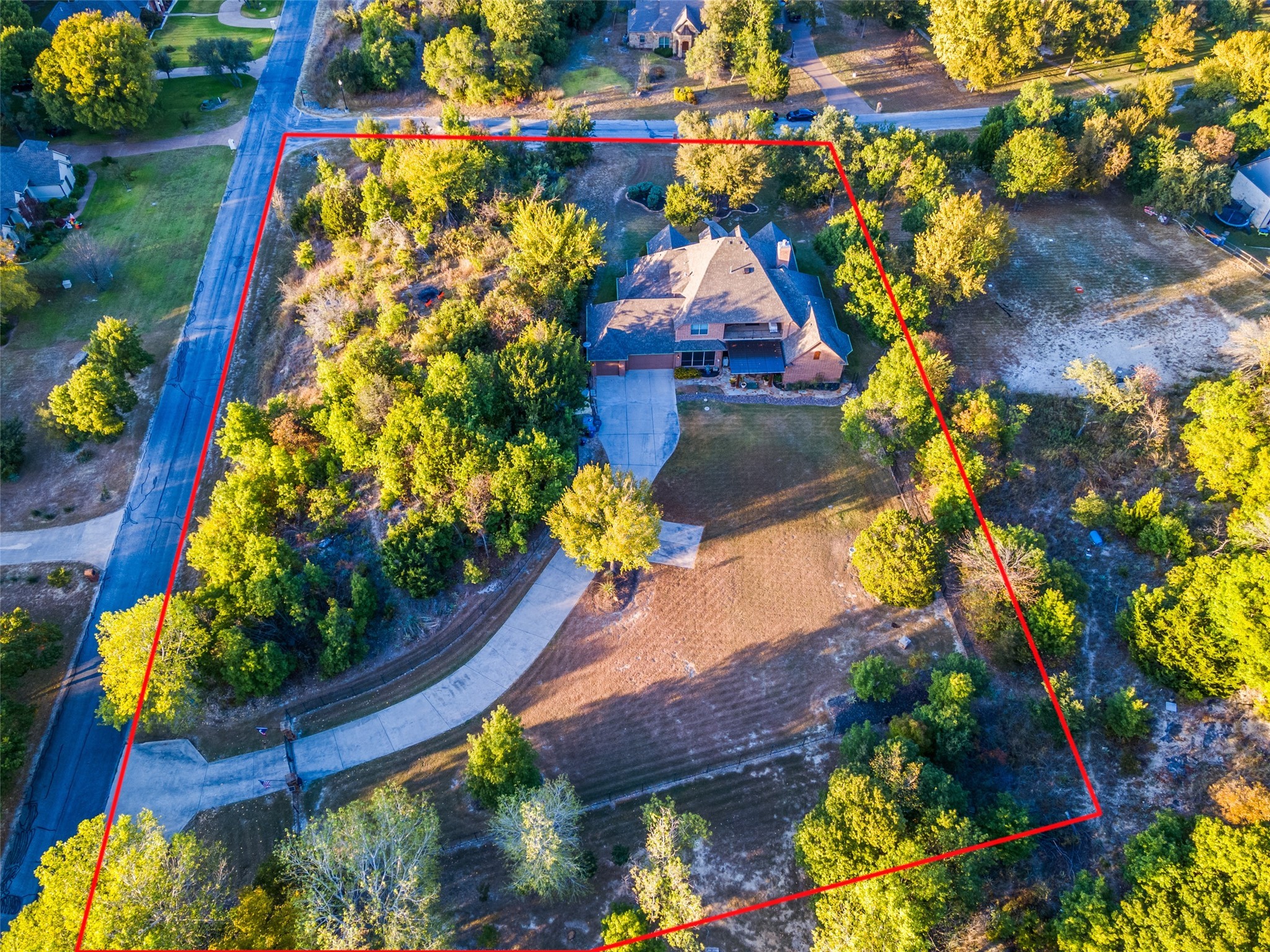 100 Stone Canyon Circle, Fort Worth, Texas, 76108, United States, 4 Bedrooms Bedrooms, ,5 BathroomsBathrooms,Residential,For Sale,100 Stone Canyon Circle,1645920