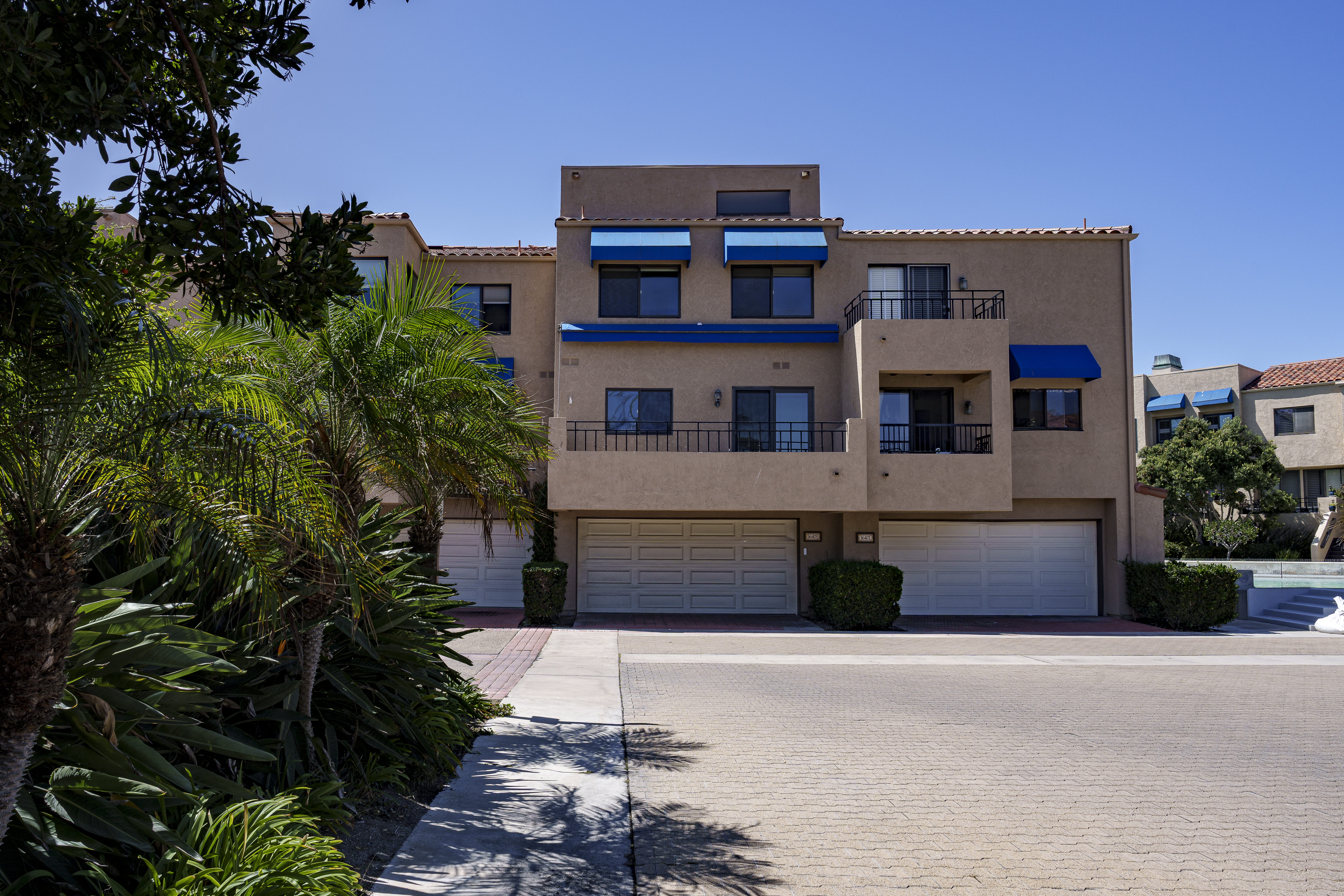  16475 Tropez Lane, Huntington Beach, CA 92649 - 物件實景