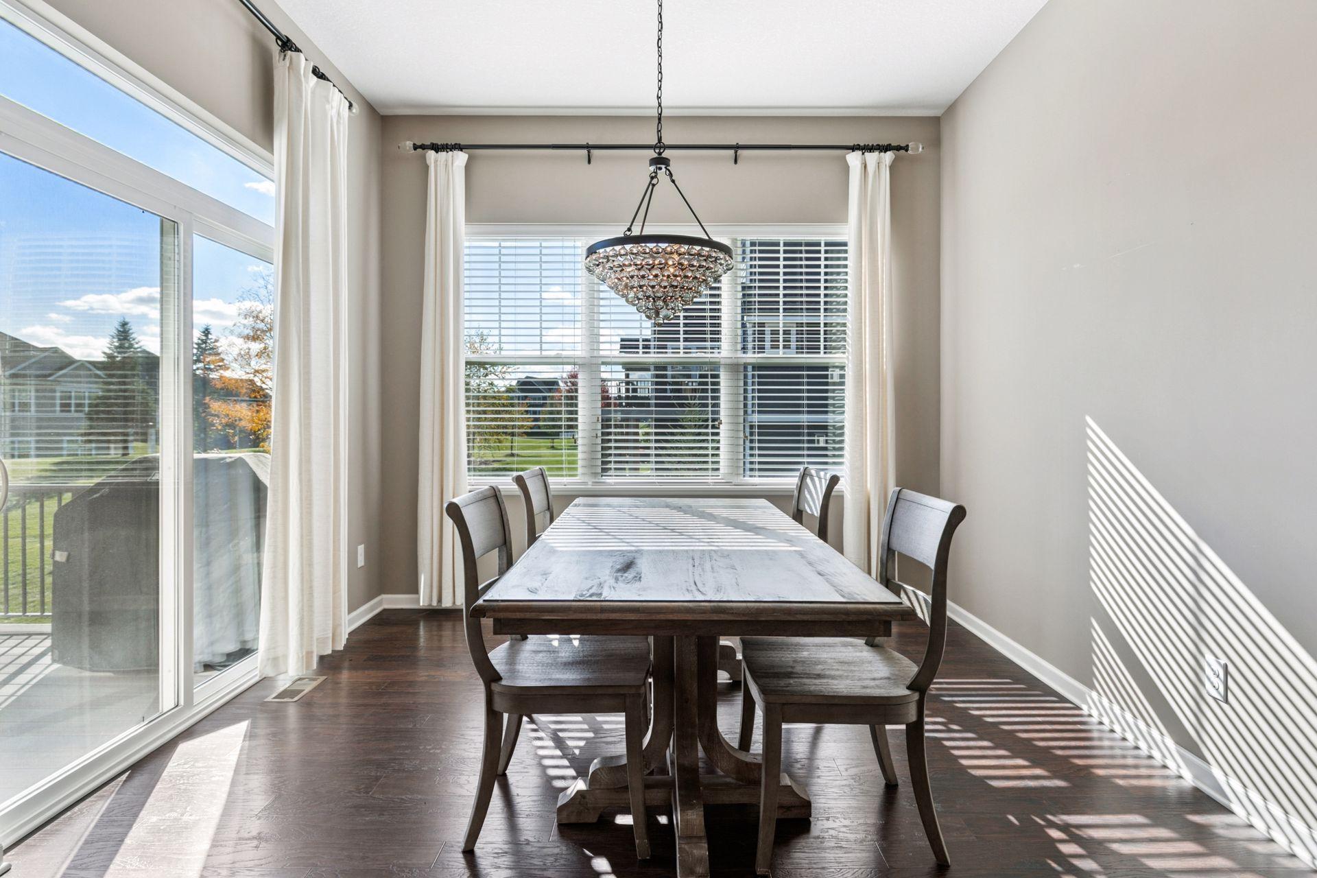 Lakeville, Minnesota, 55044, United States, 3 Bedrooms Bedrooms, ,2 BathroomsBathrooms,Residential,For Sale,1971412