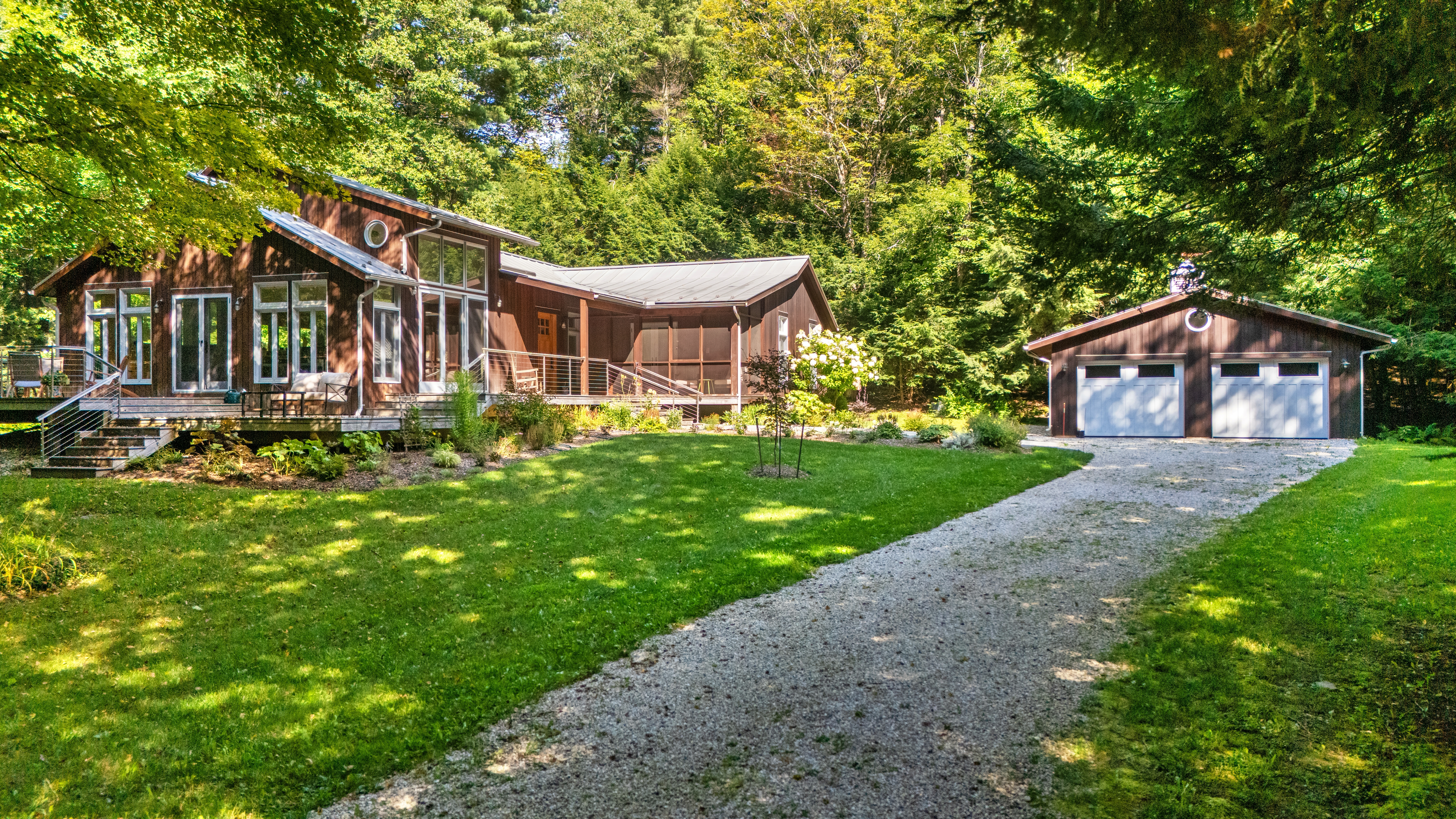  Modern Berkshire Sanctuary on 4 Acres with Mountain Views - 物件實景