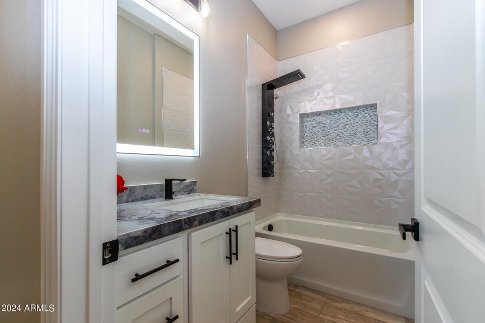 Tonopah, Arizona, 85354, United States, 4 Bedrooms Bedrooms, ,1 BathroomBathrooms,Residential,For Sale,1975997