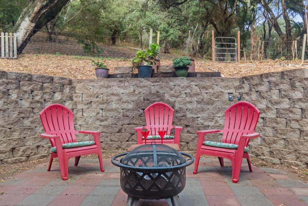 Royal Oaks, California, 95076, United States, 4 Bedrooms Bedrooms, ,3 BathroomsBathrooms,Residential,For Sale,1810635