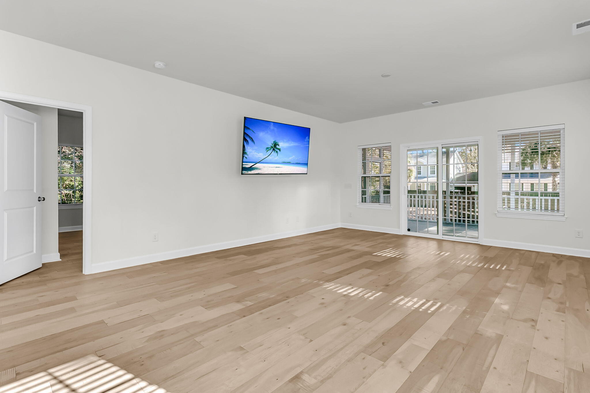 Charleston, South Carolina, 29407, United States, 3 Bedrooms Bedrooms, ,2 BathroomsBathrooms,Residential,For Sale,2005181