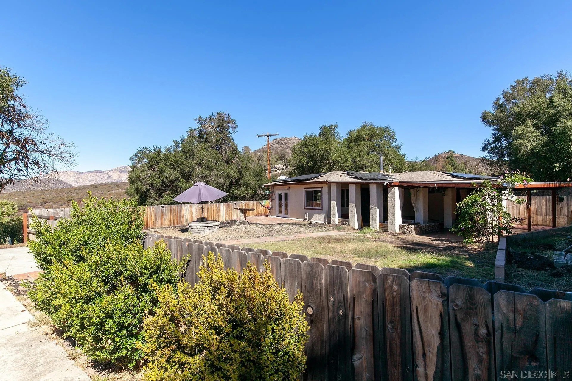 Alpine, California, 91901, United States, 3 Bedrooms Bedrooms, ,2 BathroomsBathrooms,Residential,For Sale,1990972