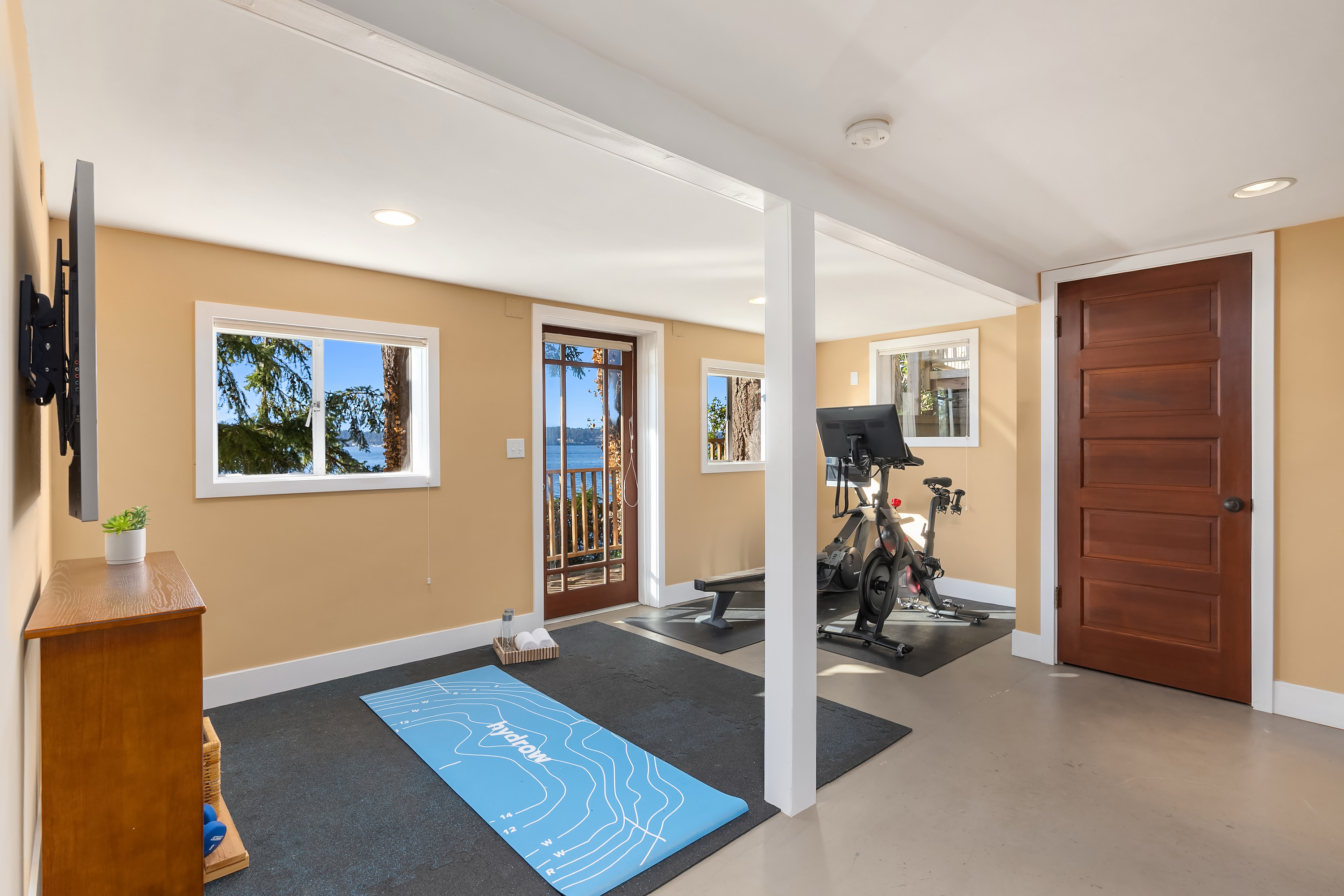  8405 Hansen Road Northeast, Bainbridge Island, WA 98110 - 物件實景