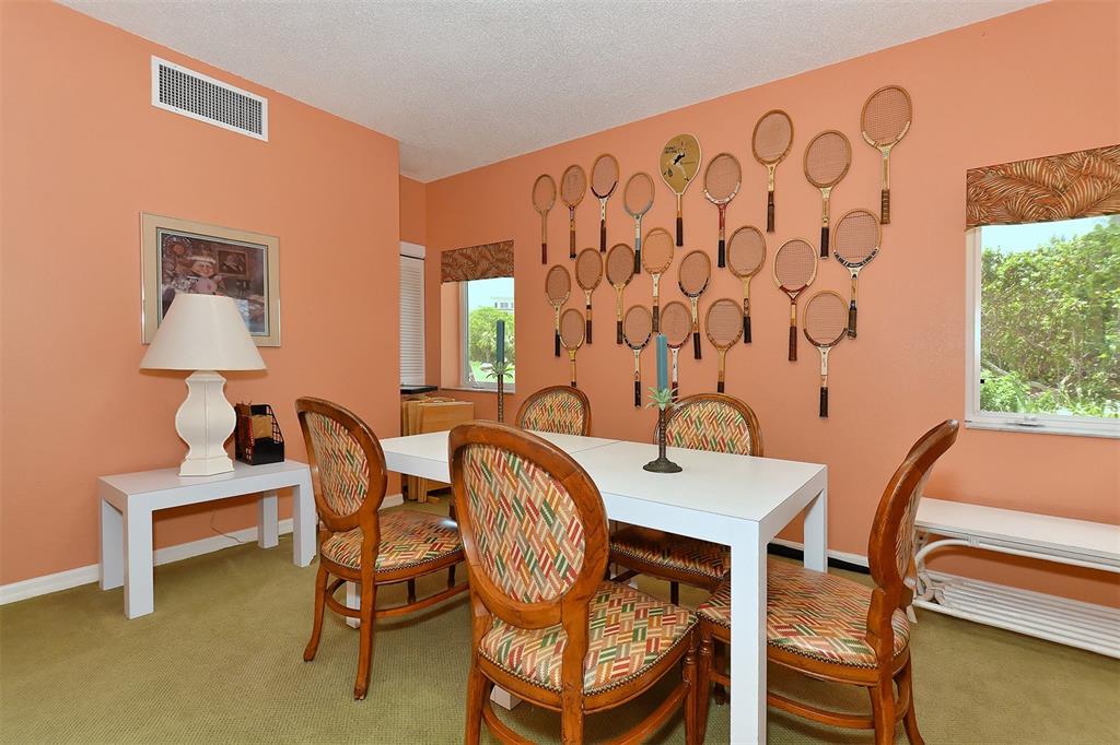 Longboat Key, Florida, 34228, United States, 2 Bedrooms Bedrooms, ,2 BathroomsBathrooms,Residential,For Sale,1989062