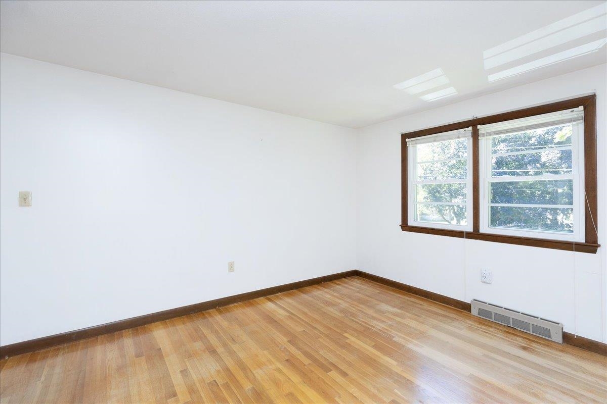 Merrimack, New Hampshire, 03054, United States, 3 Bedrooms Bedrooms, ,2 BathroomsBathrooms,Residential,For Sale,1937626