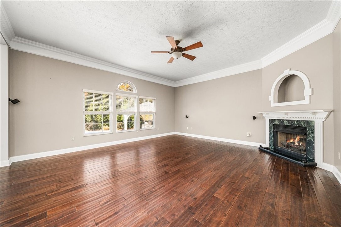 Pine Twp, Pennsylvania, 16046, United States, 5 Bedrooms Bedrooms, ,6 BathroomsBathrooms,Residential,For Sale,1989507