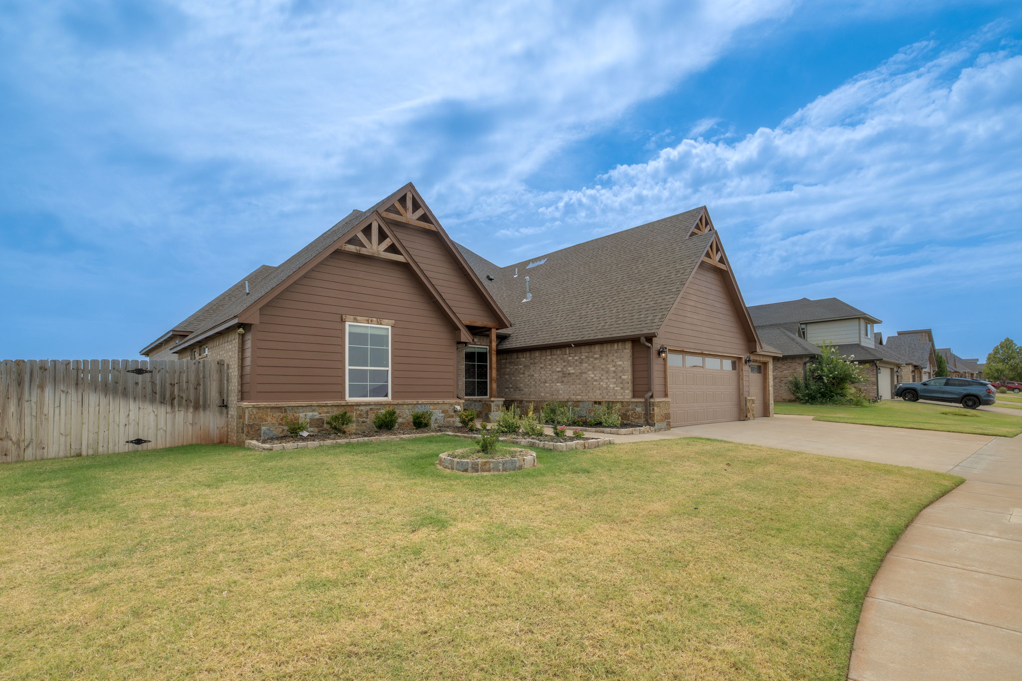  3904 Wedgewood Creek Drive, Oklahoma City, OK 73179 - 物件實景