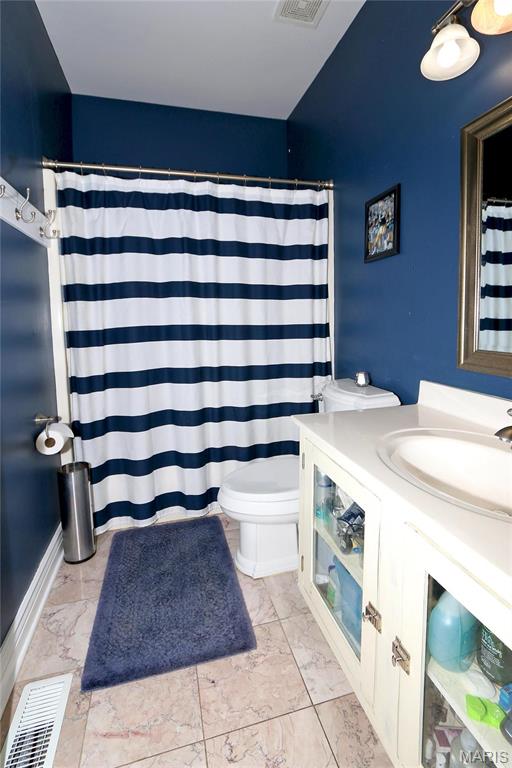 Ballwin, Missouri, 63021, United States, 4 Bedrooms Bedrooms, ,4 BathroomsBathrooms,Residential,For Sale,1794214