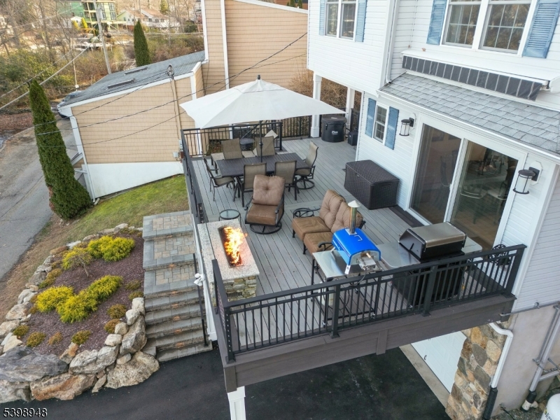 Roxbury Twp., New Jersey, 07850, United States, 4 Bedrooms Bedrooms, ,3 BathroomsBathrooms,Residential,For Sale,2003498