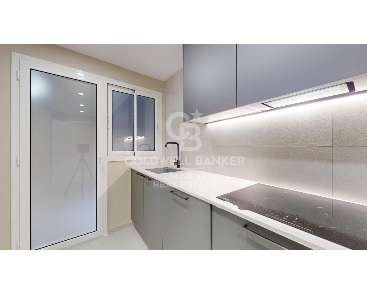Barcelona, Catalonia, ES, 4 Bedrooms Bedrooms, ,2 BathroomsBathrooms,Residential,For Sale,1826815