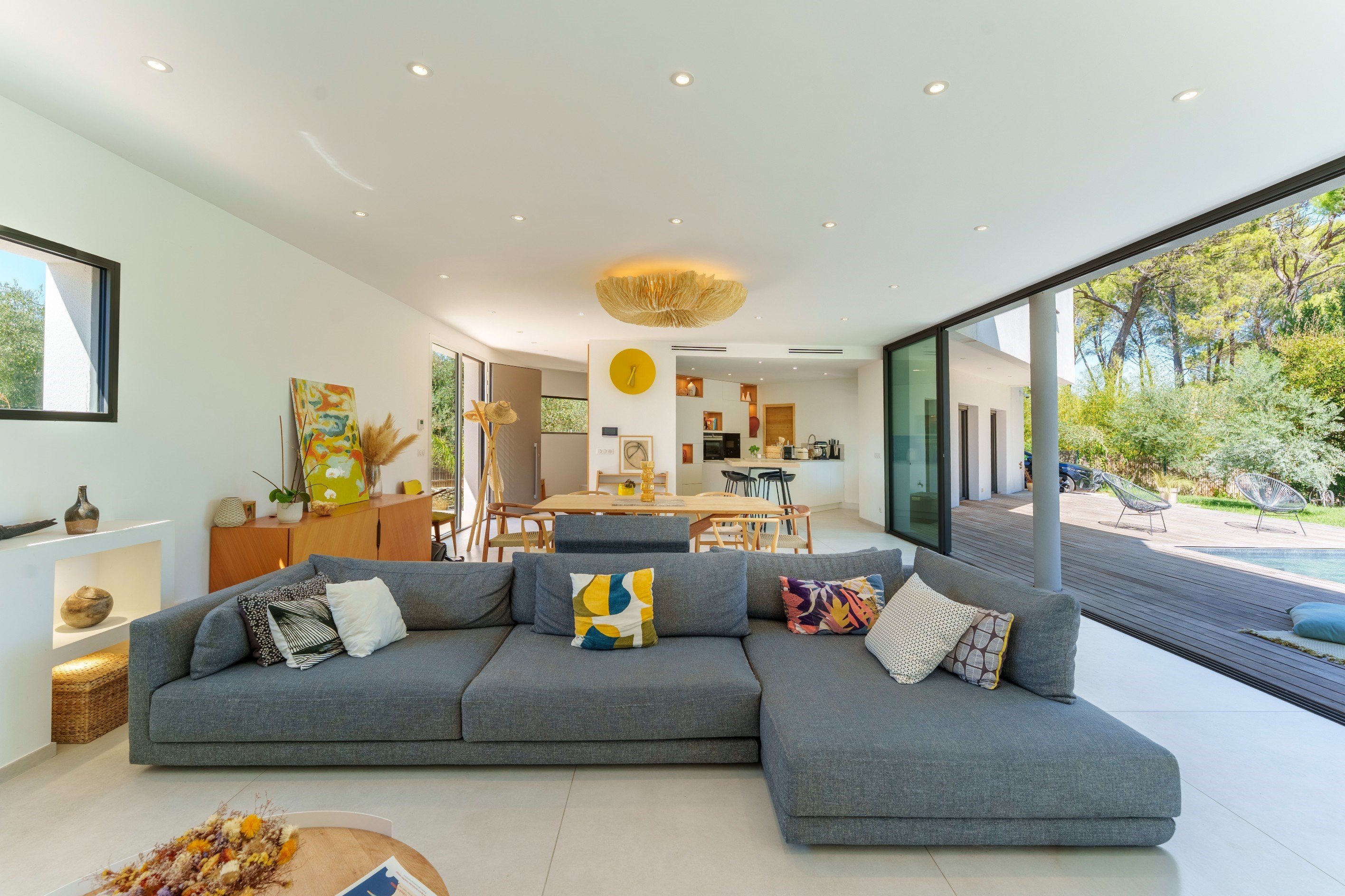  EXCEPTIONAL CONTEMPORARY VILLA — A LIFESTYLE THAT BLENDS INDOOR AND OUTDOOR SPA… - 物件實景