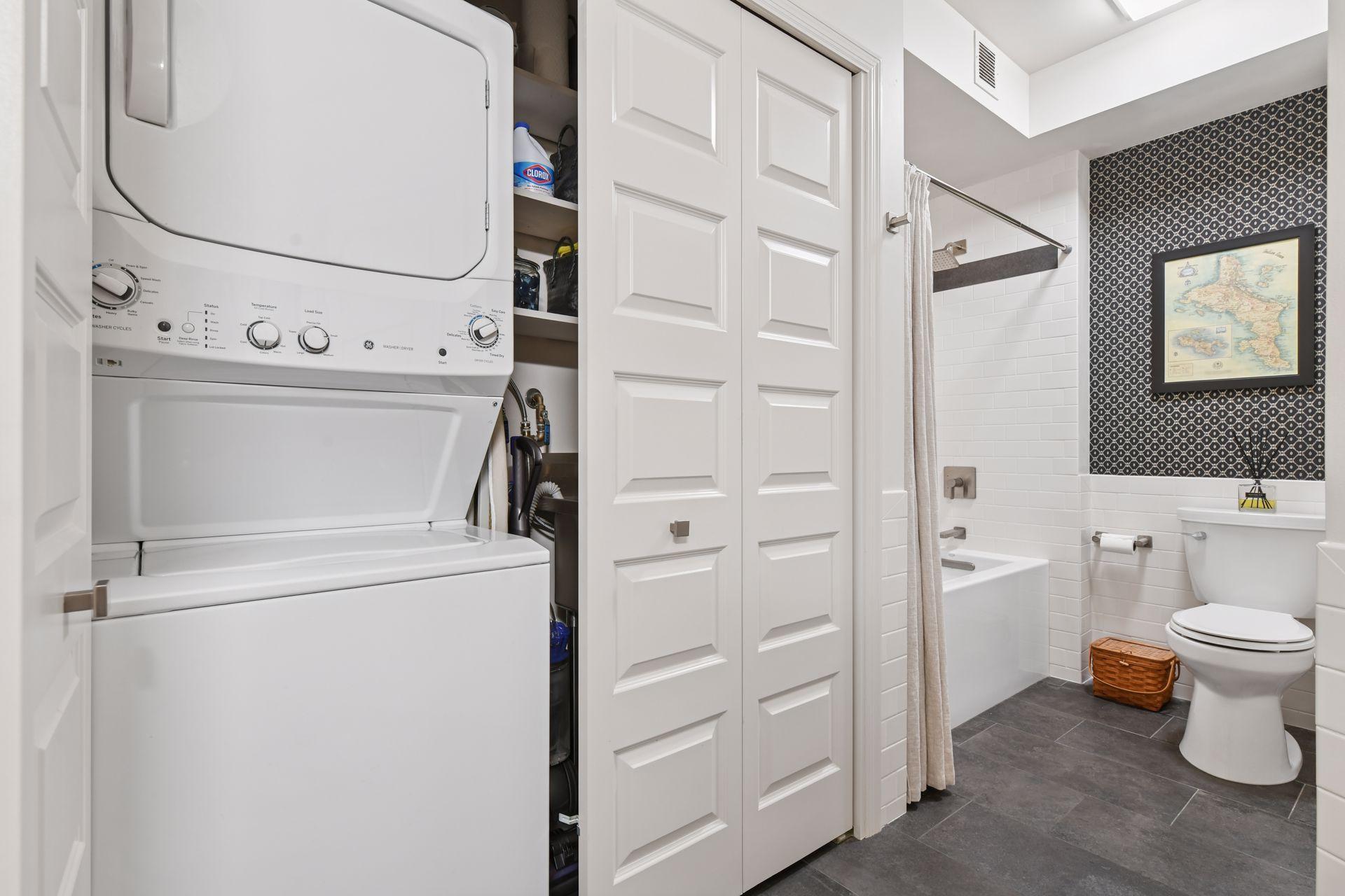 Minneapolis, Minnesota, 55416, United States, 2 Bedrooms Bedrooms, ,1 BathroomBathrooms,Residential,For Sale,1993014