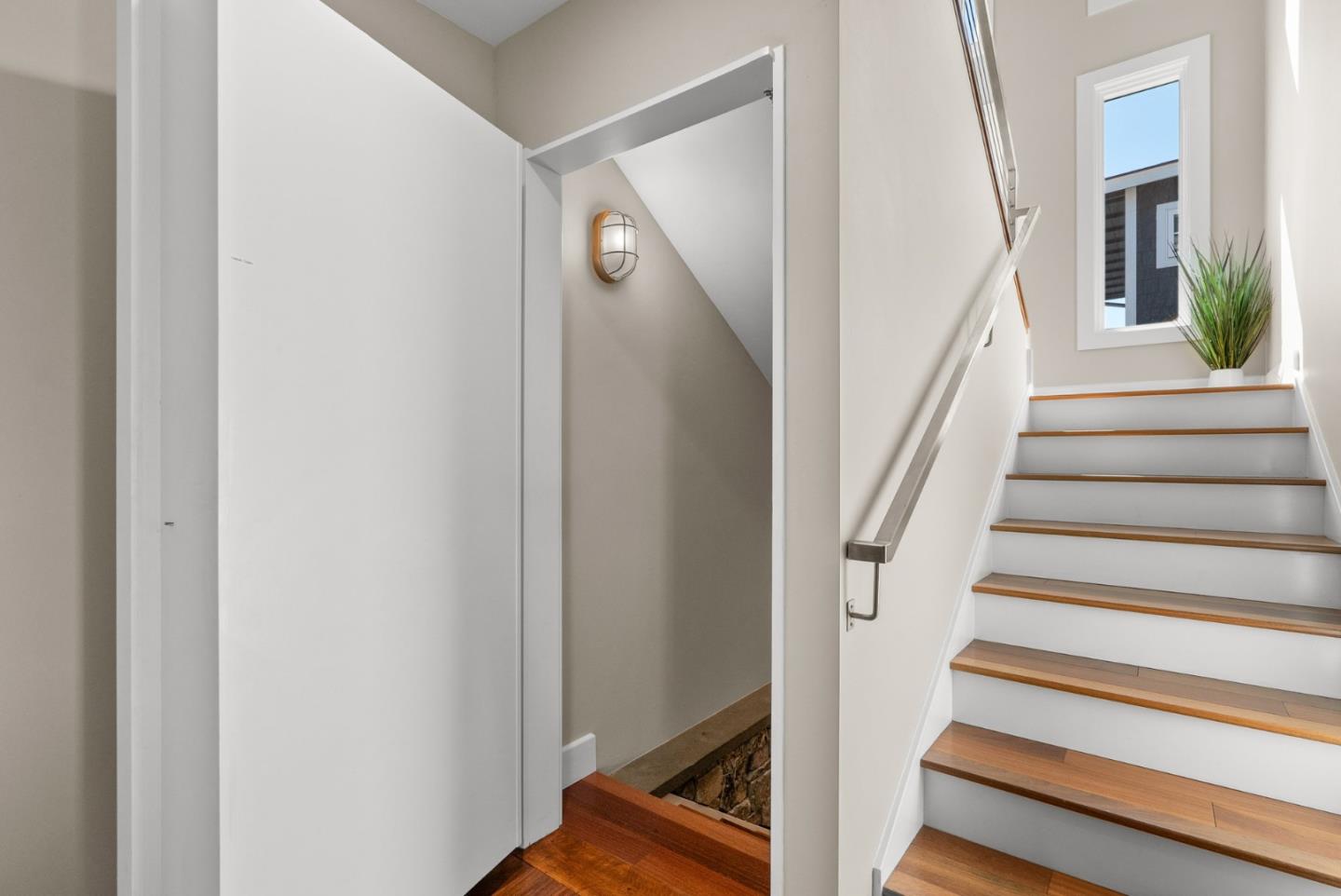 Santa Cruz, California, 95062, United States, 3 Bedrooms Bedrooms, ,3 BathroomsBathrooms,Residential,For Sale,1738627