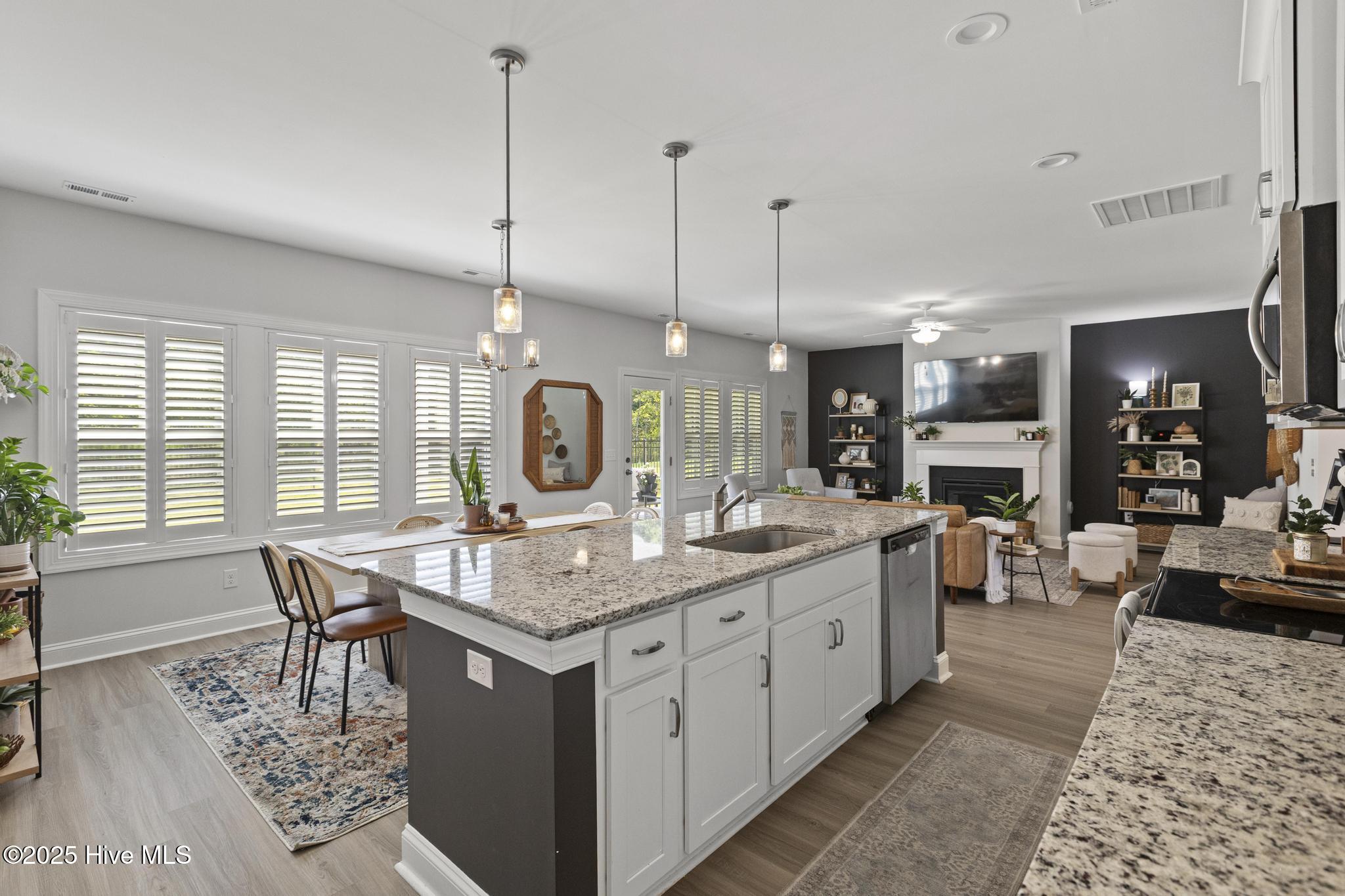 Hampstead, North Carolina, 28443, United States, 5 Bedrooms Bedrooms, ,4 BathroomsBathrooms,Residential,For Sale,1972632