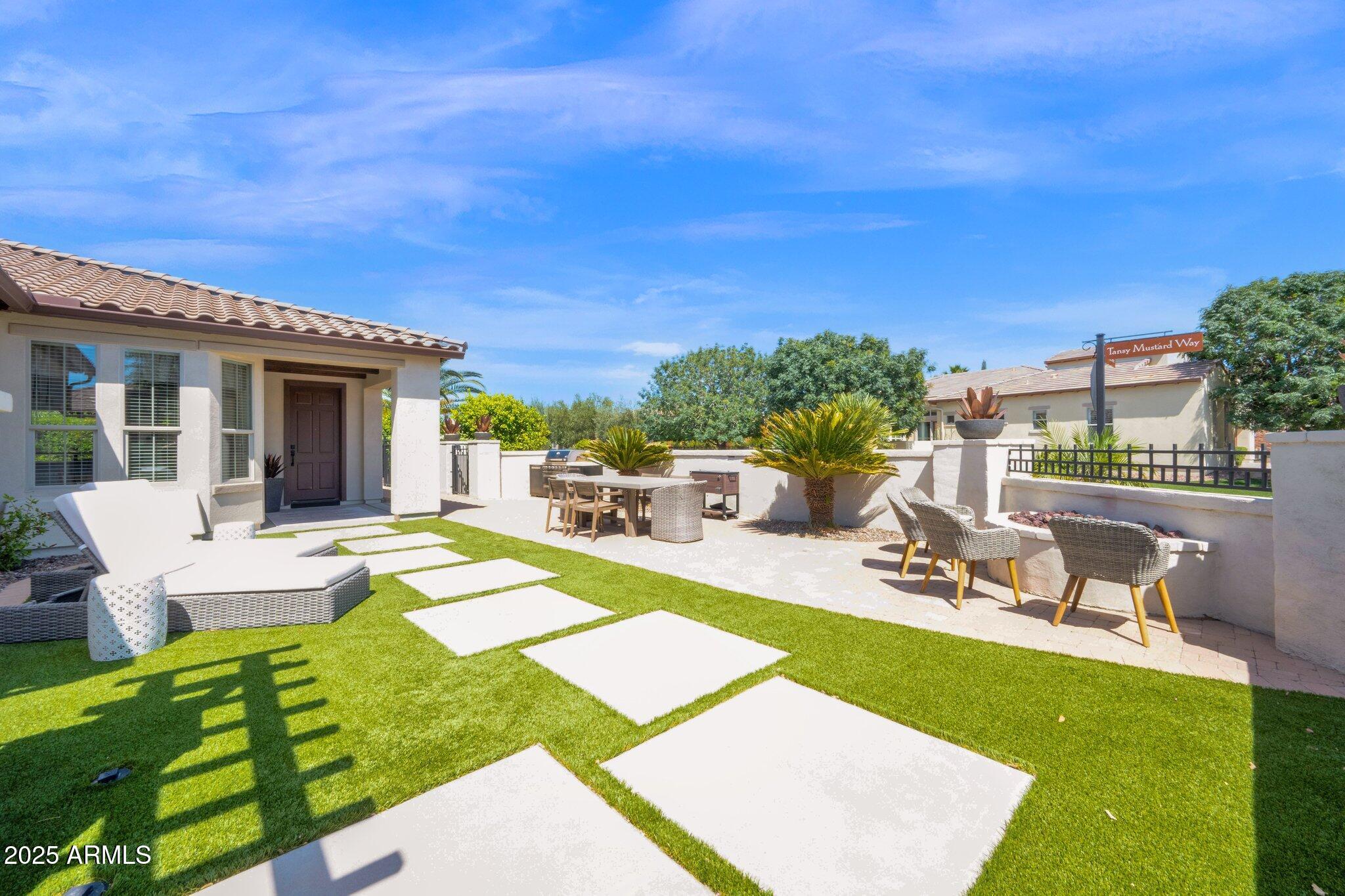 Queen Creek, Arizona, 85140, United States, 2 Bedrooms Bedrooms, ,Residential,For Sale,1821338